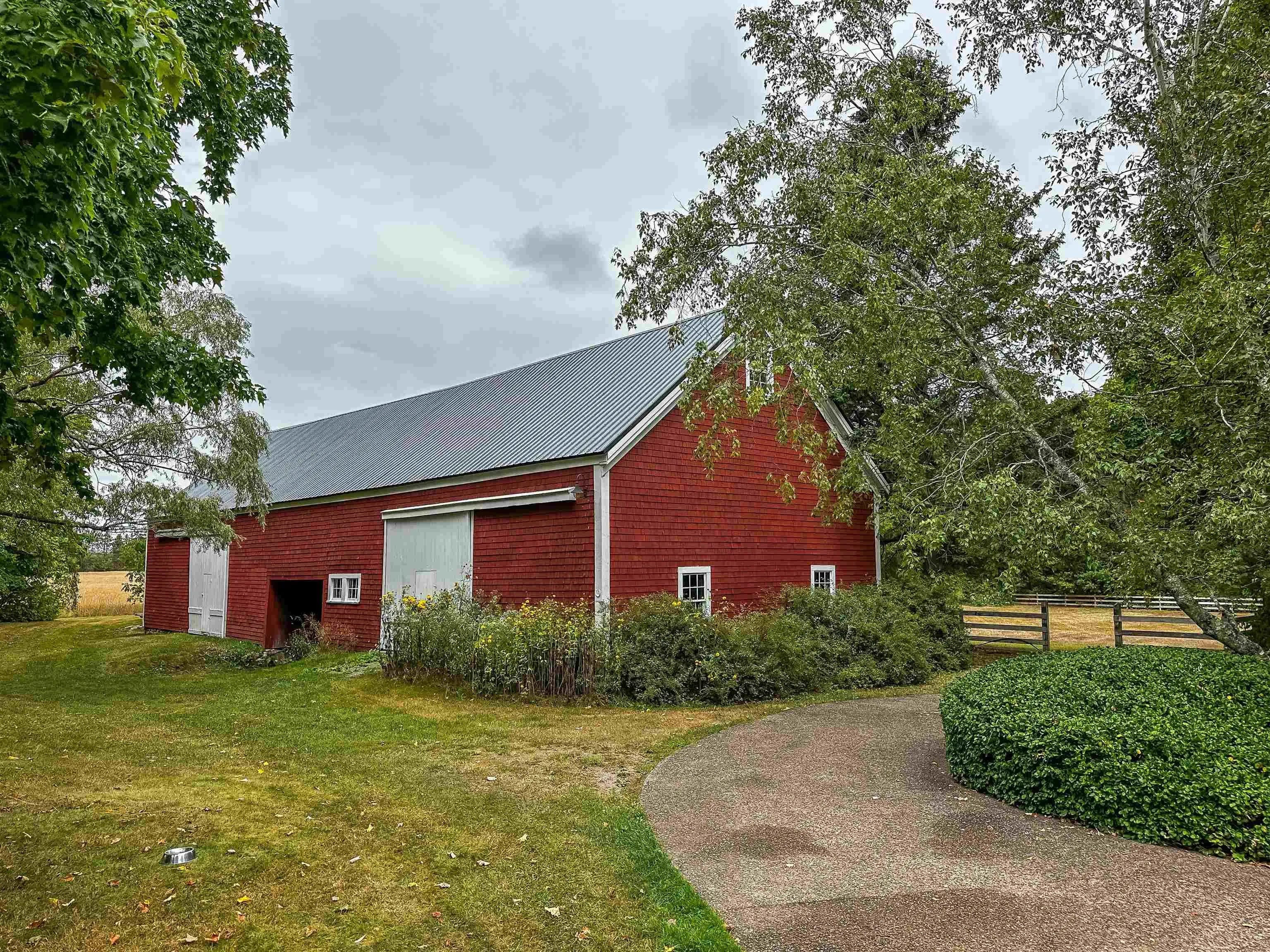 35 Shaw Road, East Berwick, NS B0P 1E0, 4 Bedrooms Bedrooms, ,2 BathroomsBathrooms,Farm,For Sale,Shaw,202523679
