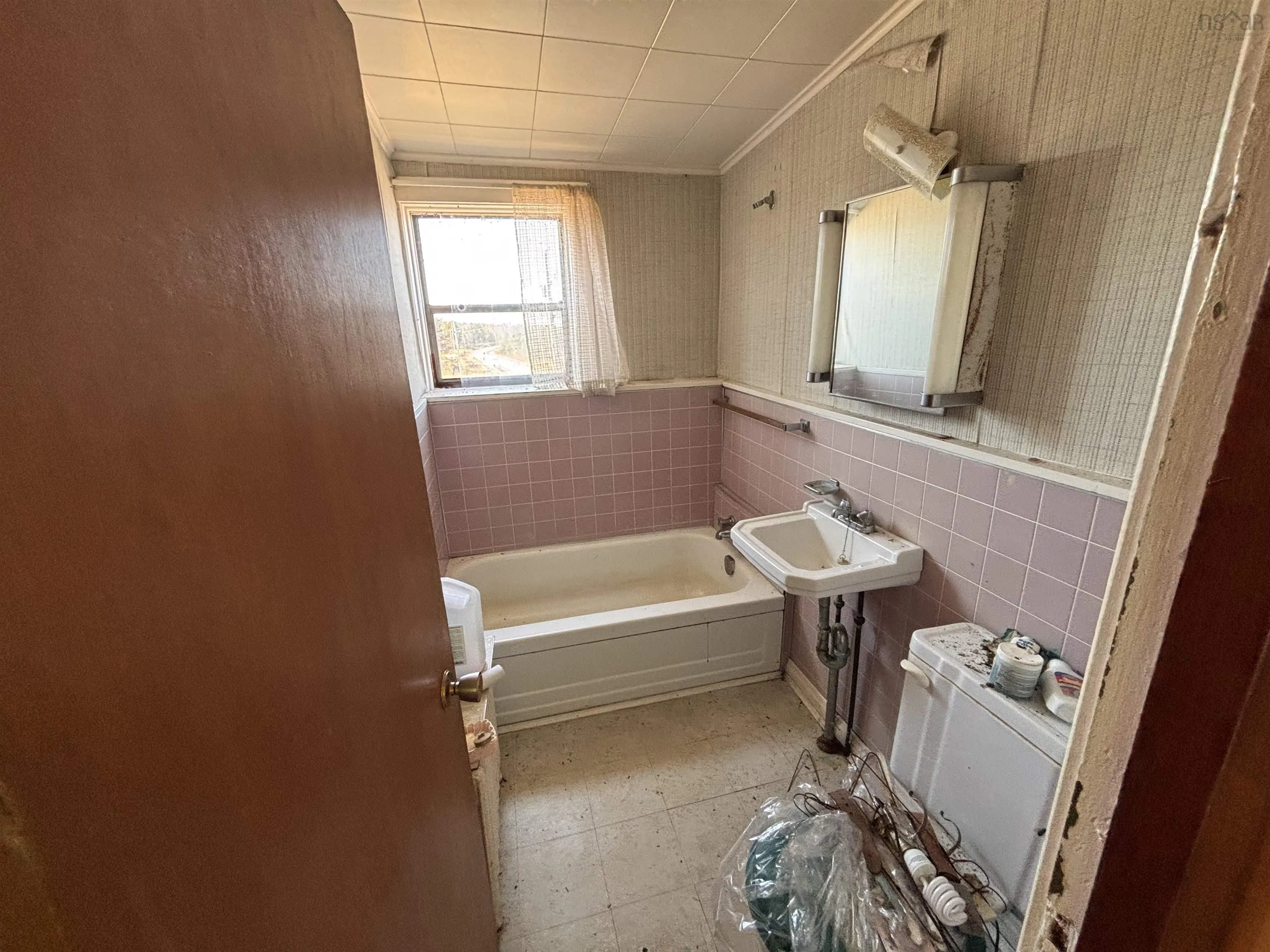 934 Mira Bay Drive, Catalone Gut Ns B1c 2b8, 3 Bedrooms Bedrooms, ,1 BathroomBathrooms,Residential,For Sale,Mira Bay,202508086