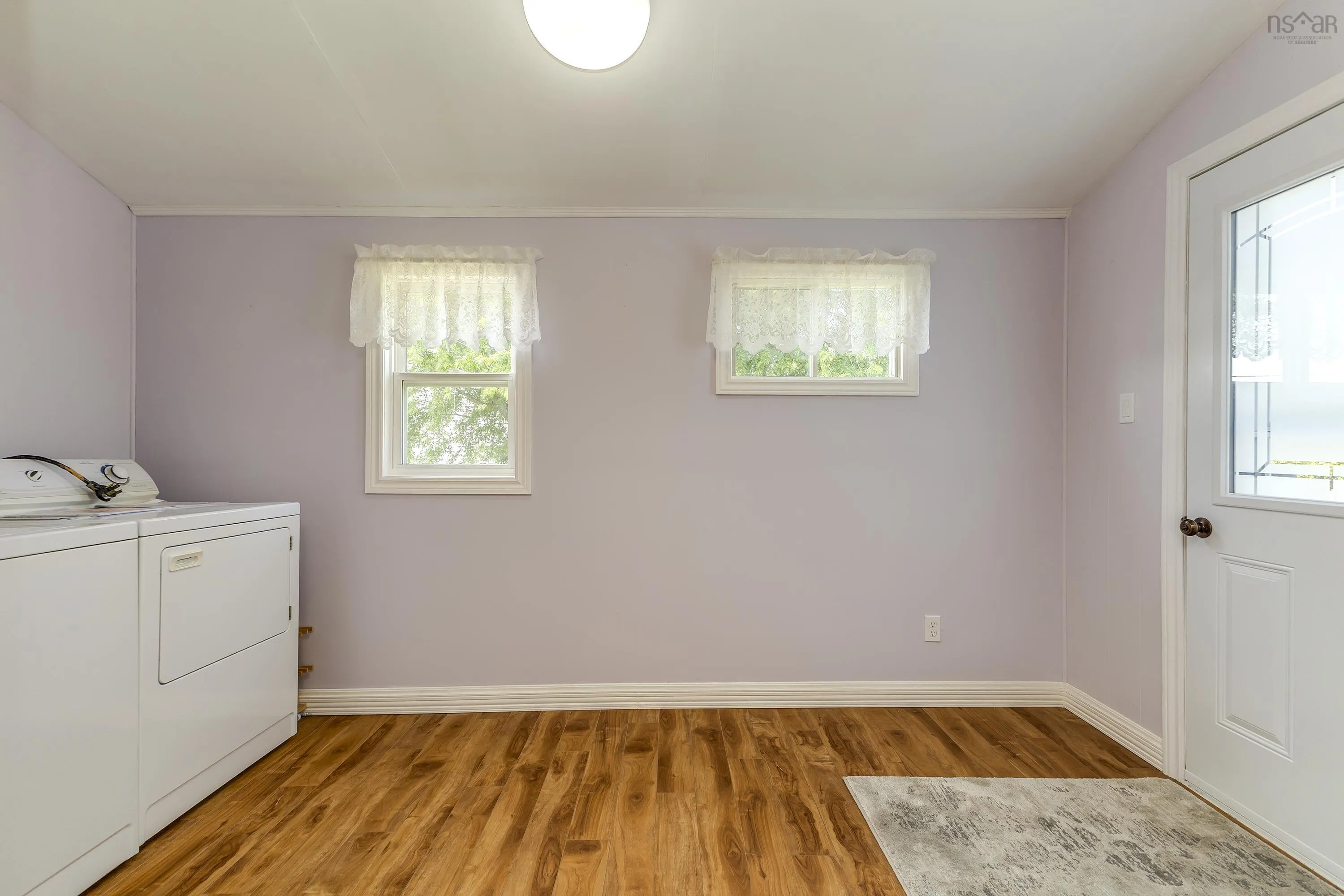 11 Maclaren Ave, New Glasgow, NS B2H 3N3, 3 Bedrooms Bedrooms, ,2 BathroomsBathrooms,Residential,For Sale,Maclaren Ave,202520035