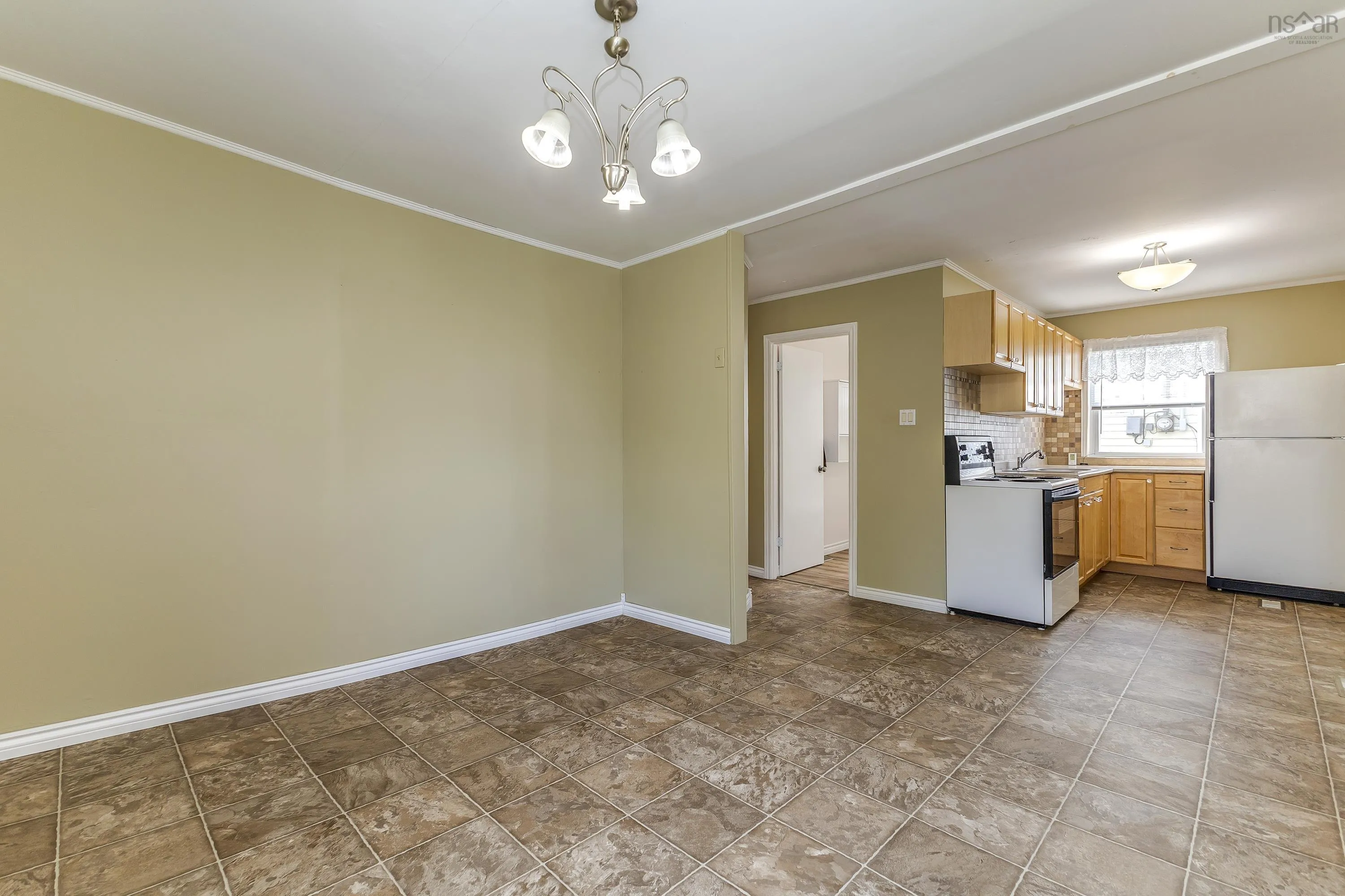 11 Maclaren Ave, New Glasgow, NS B2H 3N3, 3 Bedrooms Bedrooms, ,2 BathroomsBathrooms,Residential,For Sale,Maclaren Ave,202520035