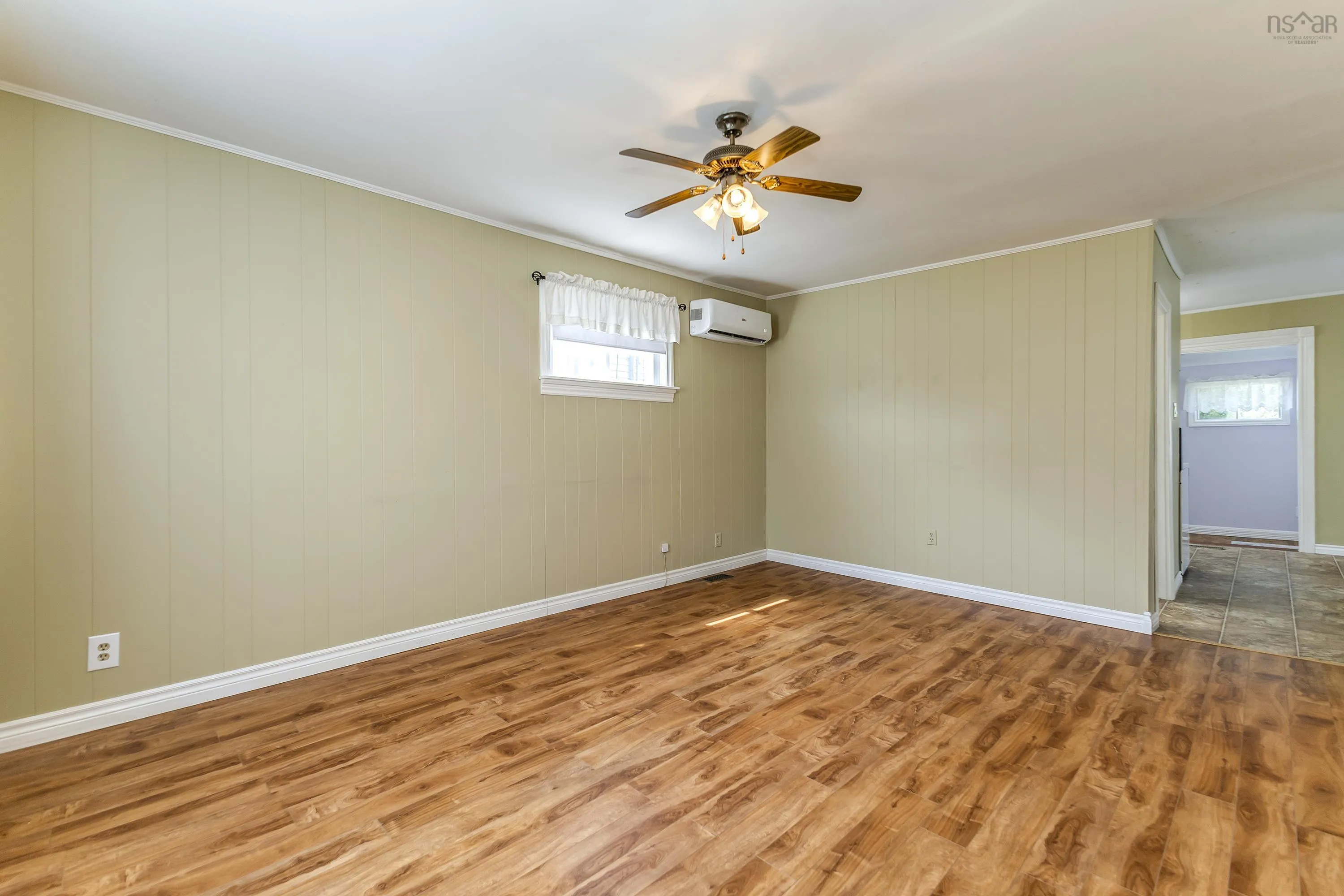 11 Maclaren Ave, New Glasgow, NS B2H 3N3, 3 Bedrooms Bedrooms, ,2 BathroomsBathrooms,Residential,For Sale,Maclaren Ave,202520035