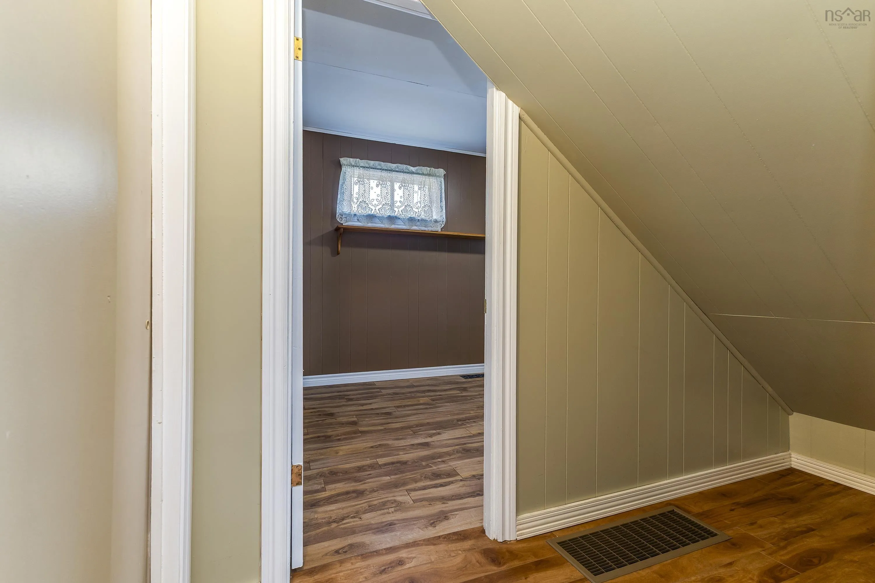 11 Maclaren Ave, New Glasgow, NS B2H 3N3, 3 Bedrooms Bedrooms, ,2 BathroomsBathrooms,Residential,For Sale,Maclaren Ave,202520035