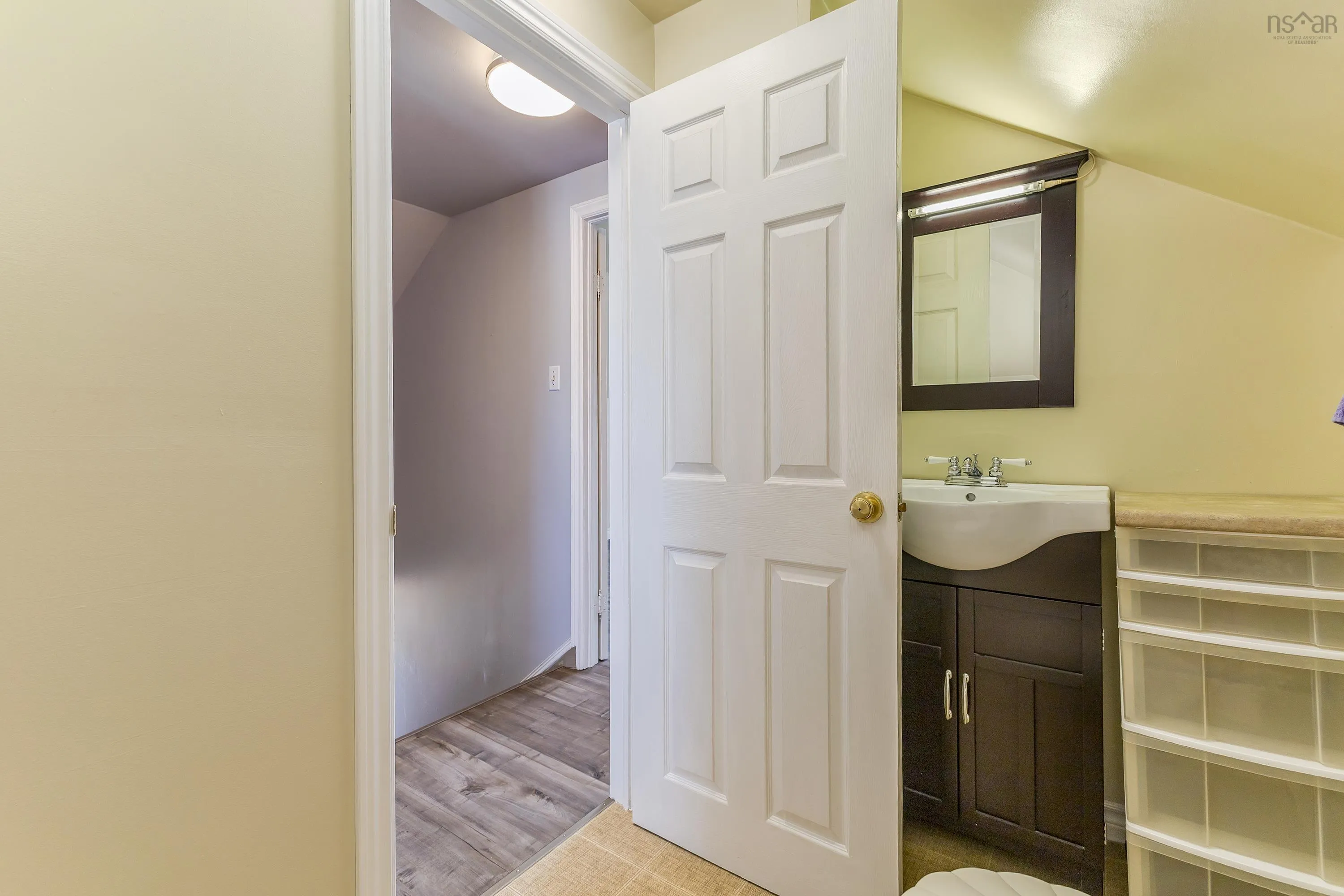 11 Maclaren Ave, New Glasgow, NS B2H 3N3, 3 Bedrooms Bedrooms, ,2 BathroomsBathrooms,Residential,For Sale,Maclaren Ave,202520035