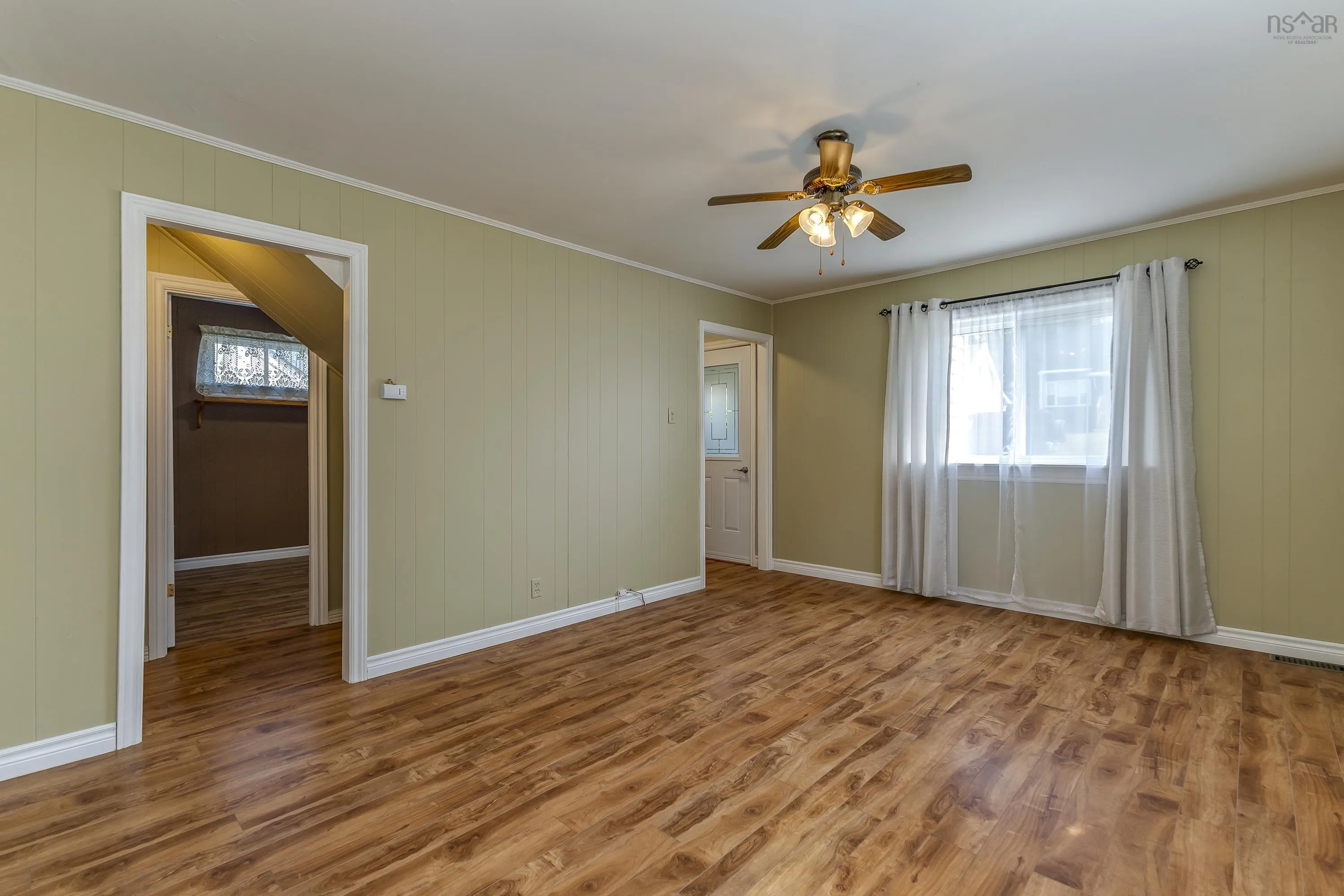 11 Maclaren Ave, New Glasgow, NS B2H 3N3, 3 Bedrooms Bedrooms, ,2 BathroomsBathrooms,Residential,For Sale,Maclaren Ave,202520035