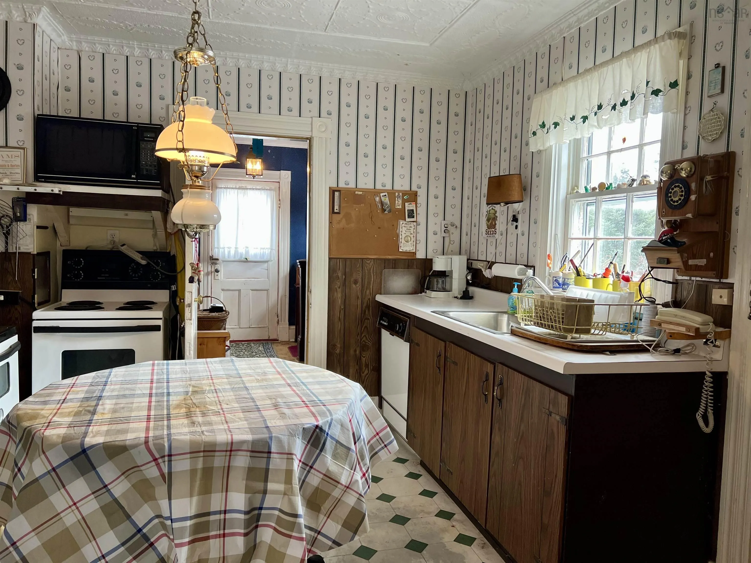 647 East Green Harbour Road, East Green Harbour Ns B0t 1l0, 4 Bedrooms Bedrooms, ,2 BathroomsBathrooms,Residential,For Sale,East Green Harbour,202502372
