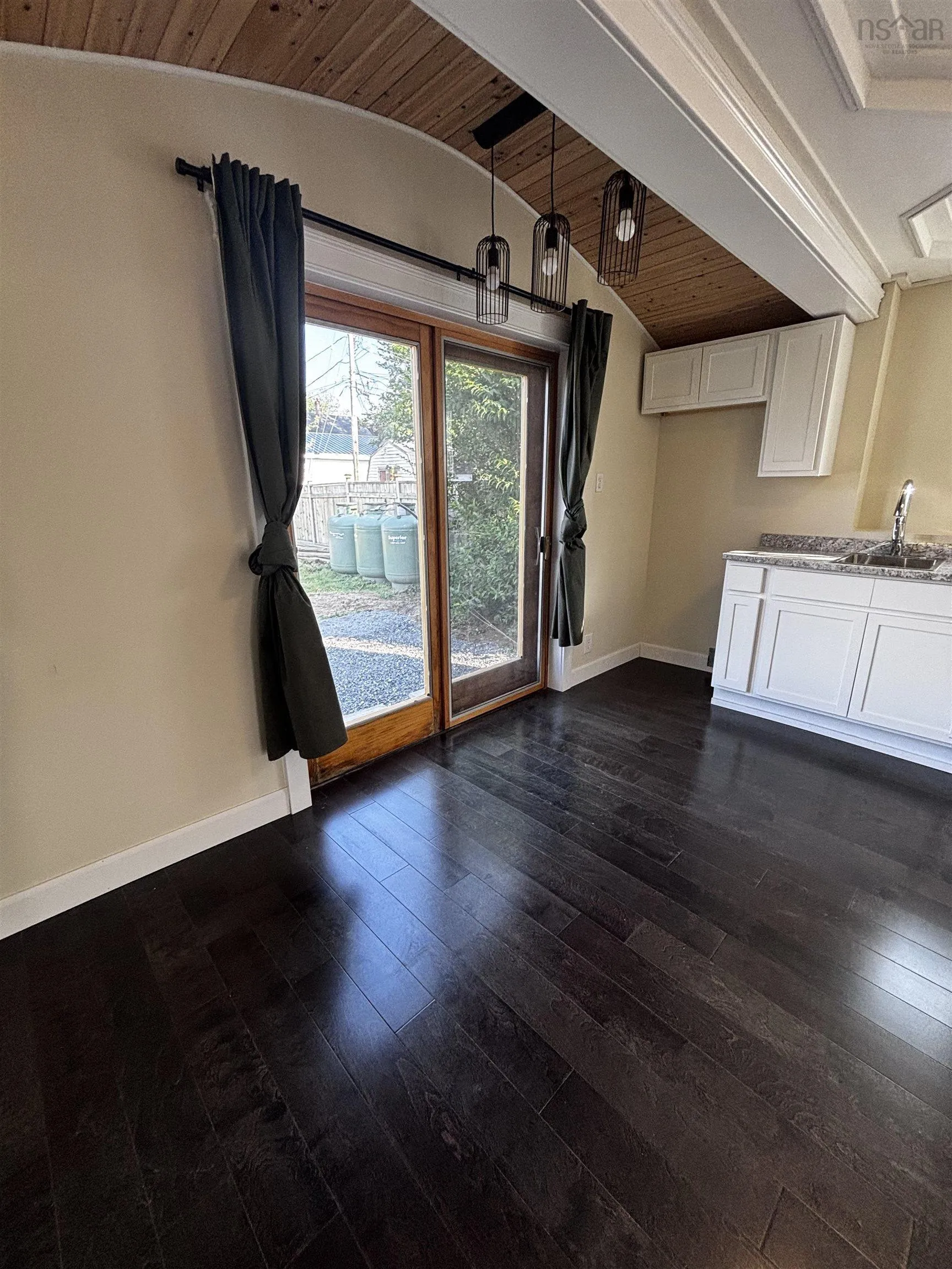 531 High Street, New Glasgow, NS B2H 2X9, 2 Bedrooms Bedrooms, ,1 BathroomBathrooms,Residential,For Sale,High Street,202518948