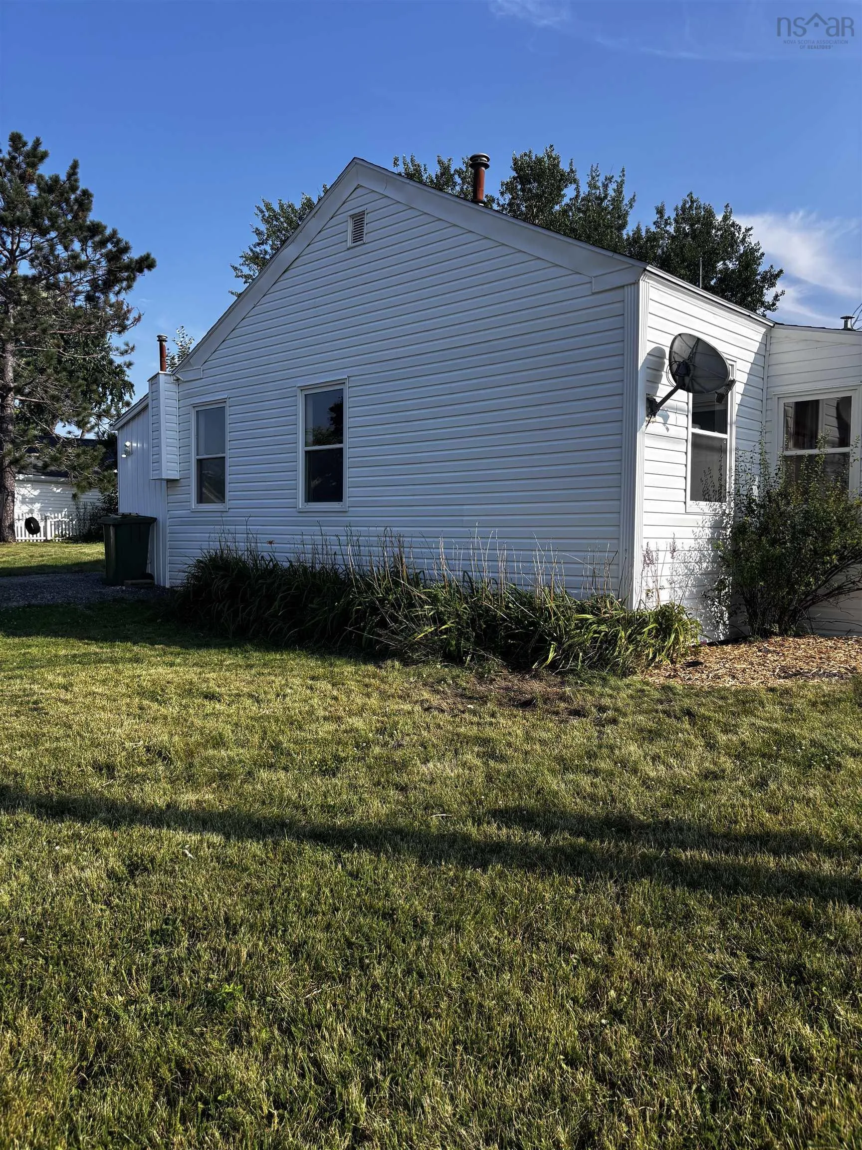 531 High Street, New Glasgow, NS B2H 2X9, 2 Bedrooms Bedrooms, ,1 BathroomBathrooms,Residential,For Sale,High Street,202518948