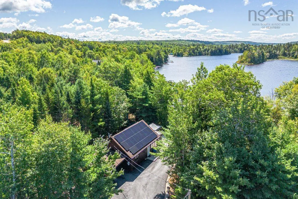 3 Eagle Lane, Vaughan, NS B0N 2T0, 2 Bedrooms Bedrooms, ,1 BathroomBathrooms,Residential,For Sale,Eagle,202521402