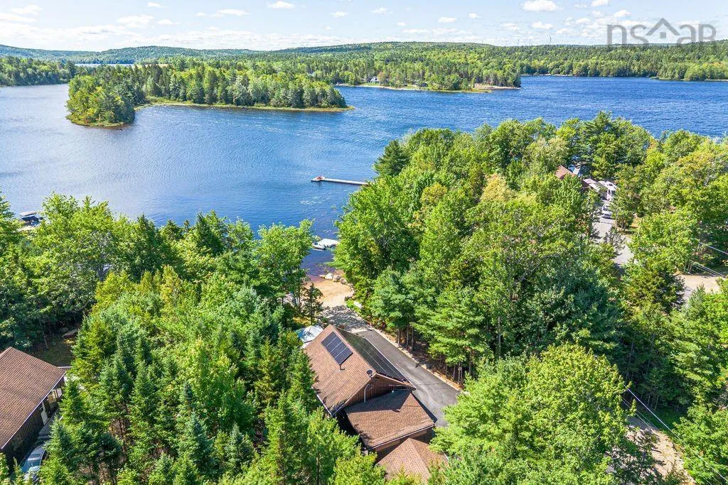 3 Eagle Lane, Vaughan, NS B0N 2T0, 2 Bedrooms Bedrooms, ,1 BathroomBathrooms,Residential,For Sale,Eagle,202521402