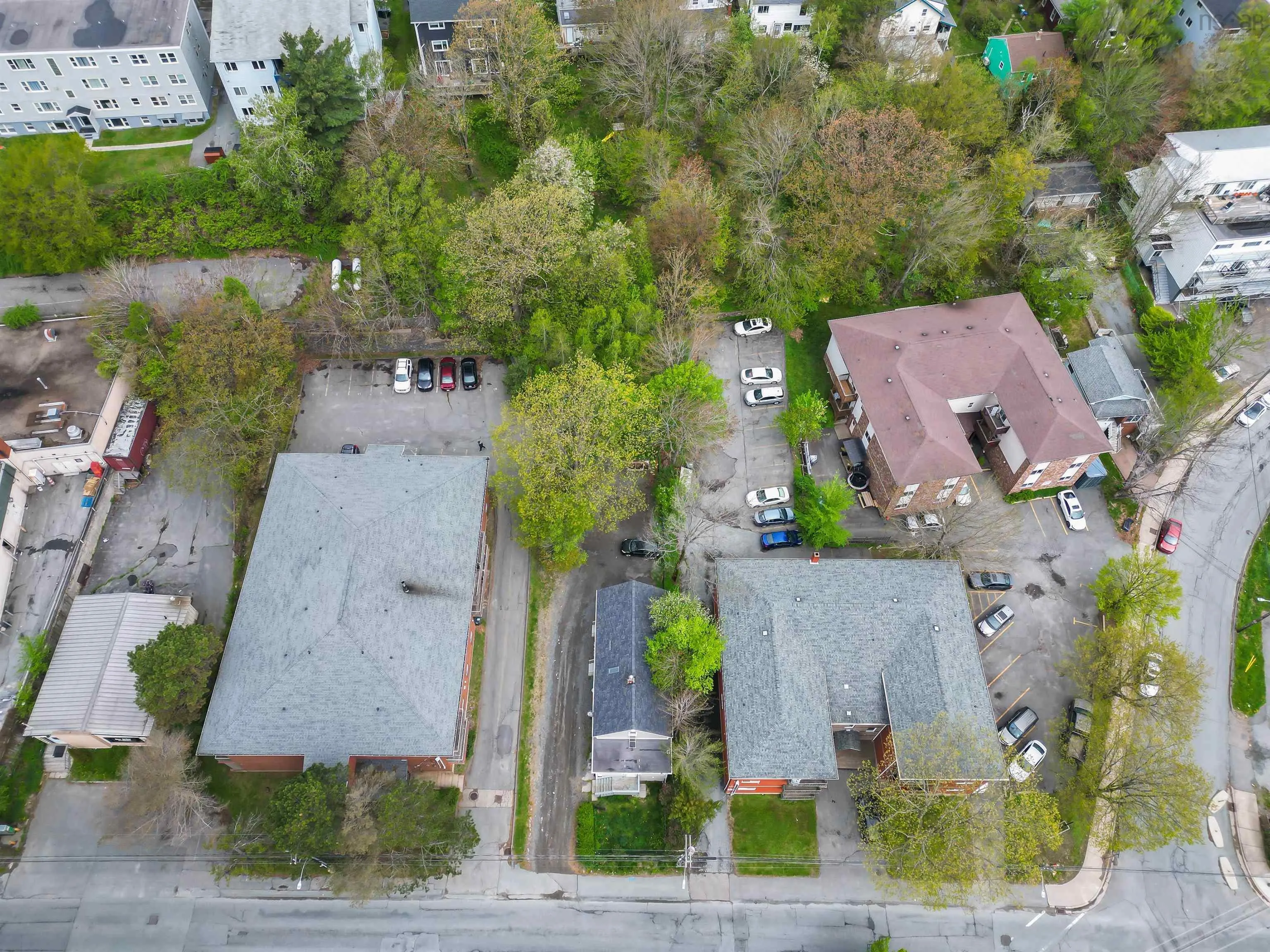 7 & 7a Alma Cres Crescent, Halifax, NS B3N 2C4, 4 Bedrooms Bedrooms, ,Residential Income,For Sale,Alma Cres,202512337