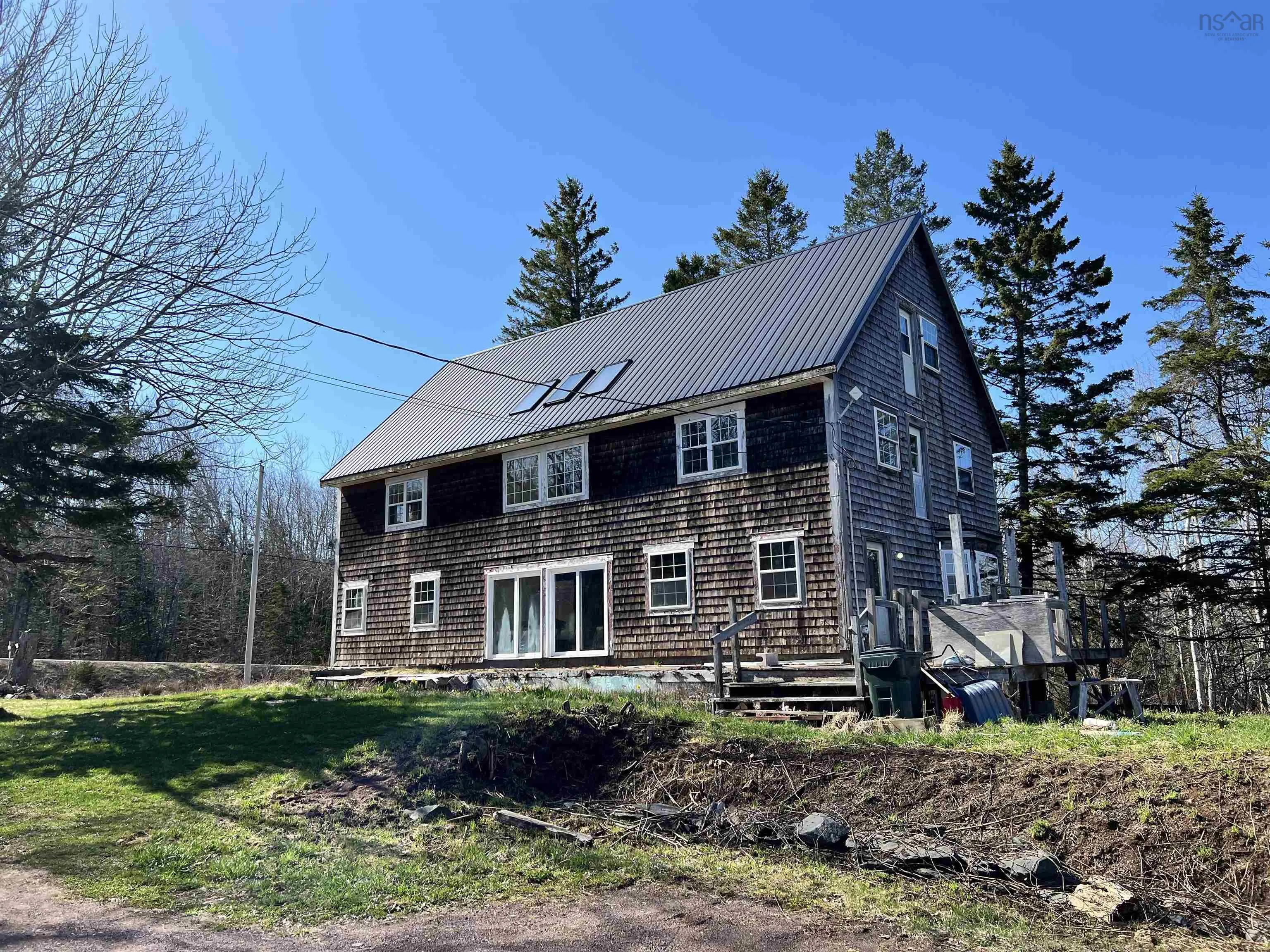 10863 Highway 215, South Maitland Ns B0n 2h0, 4 Bedrooms Bedrooms, ,1 BathroomBathrooms,Residential,For Sale,Highway 215,202507430