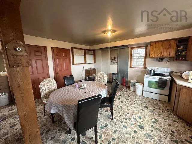 10863 Highway 215, South Maitland Ns B0n 2h0, 4 Bedrooms Bedrooms, ,1 BathroomBathrooms,Residential,For Sale,Highway 215,202507430
