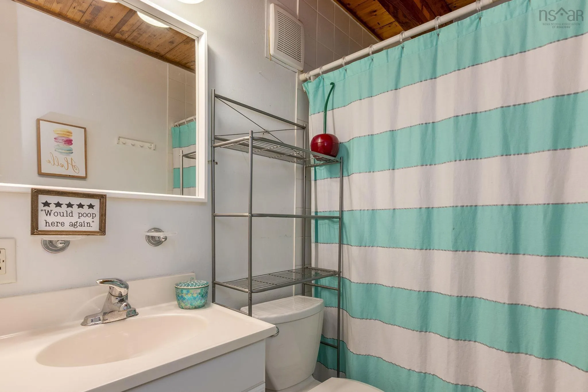 116 Bromley Road, Halifax, NS B3P 2L7, 3 Bedrooms Bedrooms, ,1 BathroomBathrooms,Residential,For Sale,Bromley,202524333