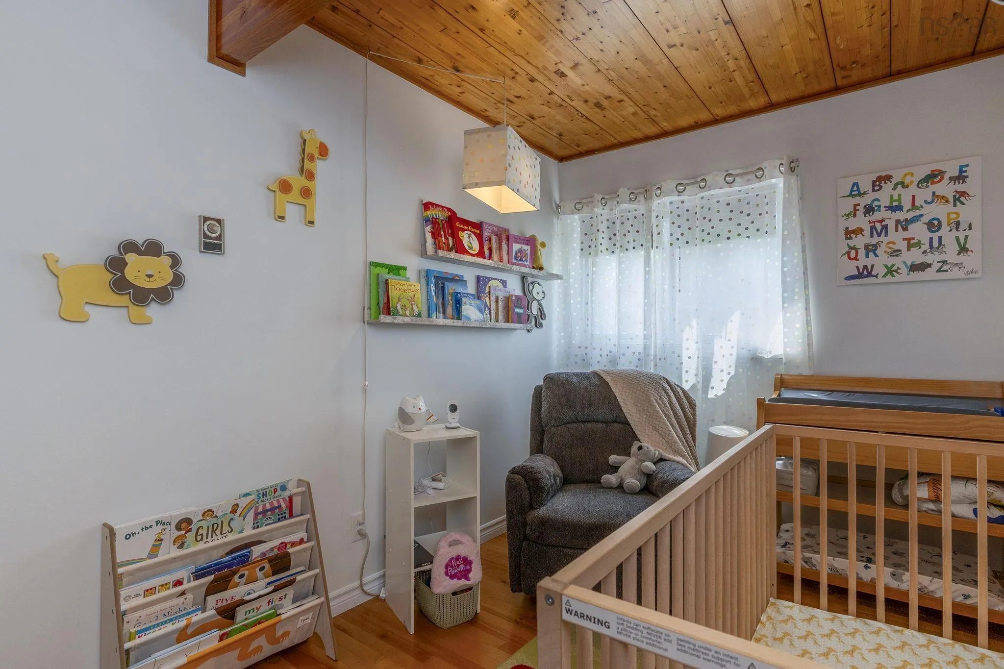 116 Bromley Road, Halifax, NS B3P 2L7, 3 Bedrooms Bedrooms, ,1 BathroomBathrooms,Residential,For Sale,Bromley,202524333