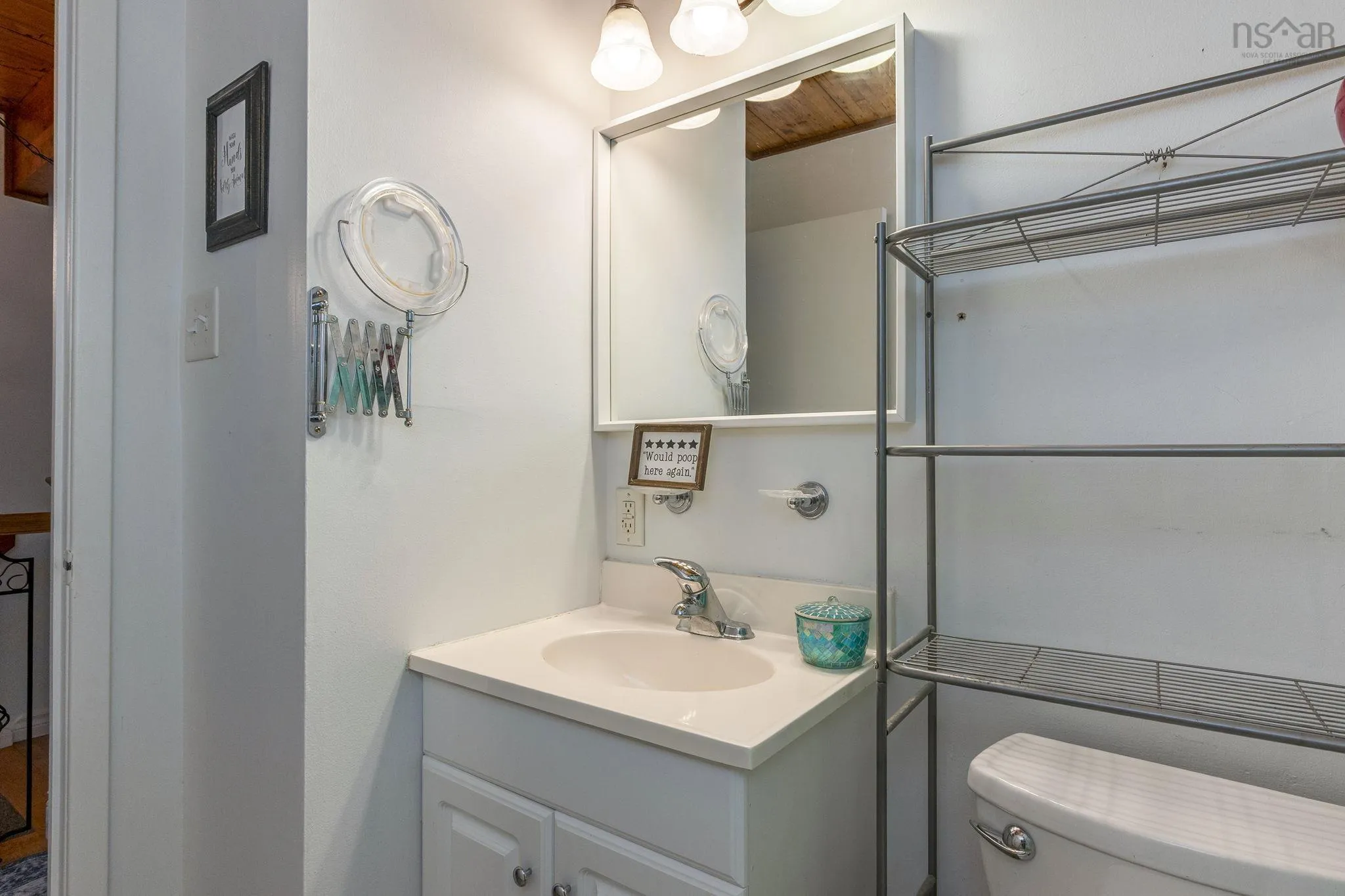 116 Bromley Road, Halifax, NS B3P 2L7, 3 Bedrooms Bedrooms, ,1 BathroomBathrooms,Residential,For Sale,Bromley,202524333