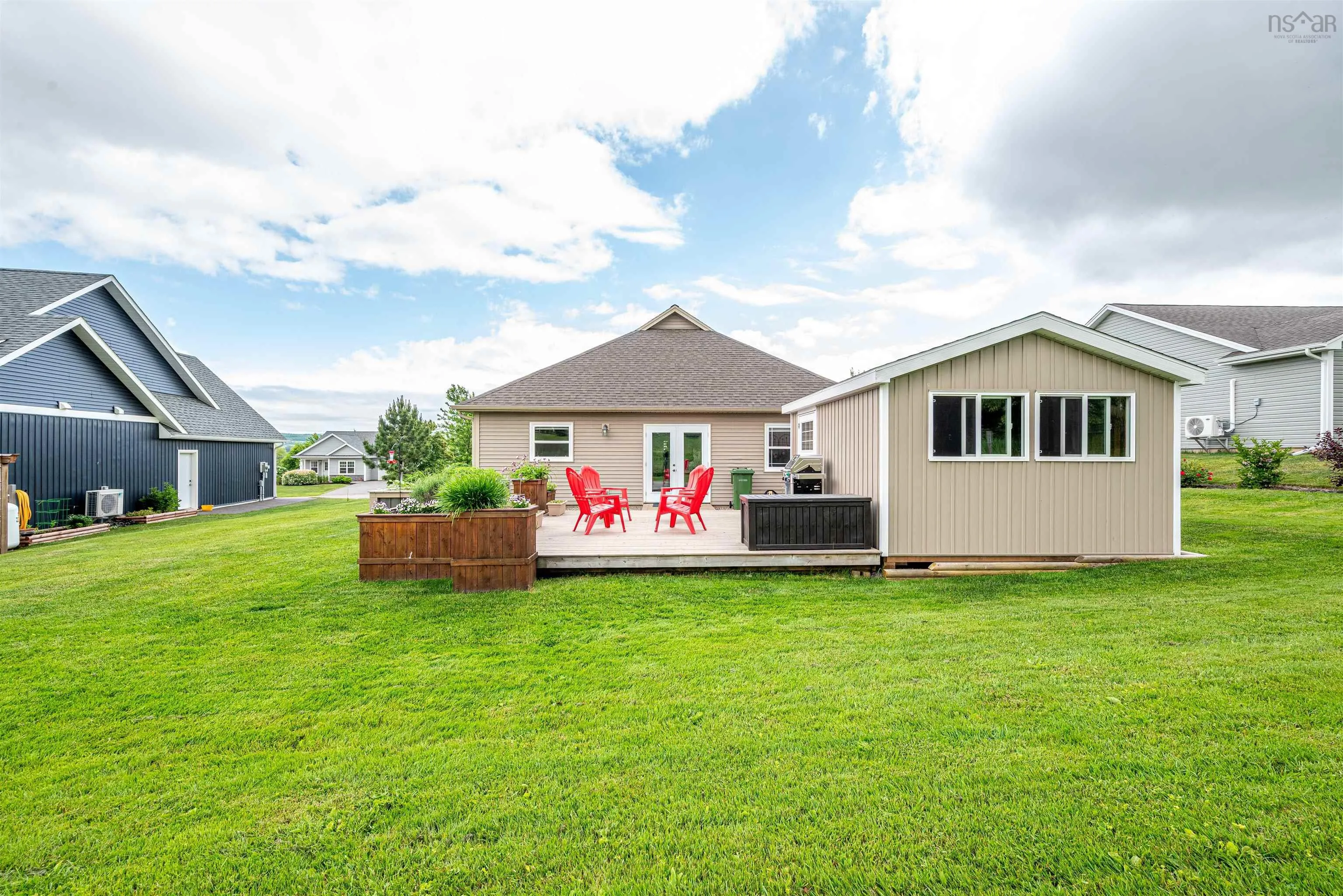 12 Steeple View Drive, Port Williams, NS B0P 1T0, 2 Bedrooms Bedrooms, ,2 BathroomsBathrooms,Residential,For Sale,Steeple View,202518101