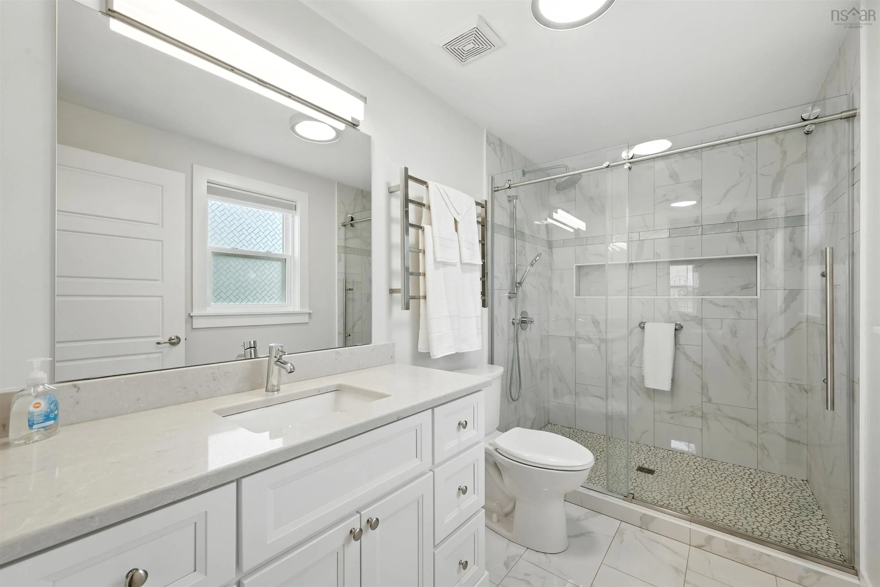 12 Steeple View Drive, Port Williams, NS B0P 1T0, 2 Bedrooms Bedrooms, ,2 BathroomsBathrooms,Residential,For Sale,Steeple View,202518101