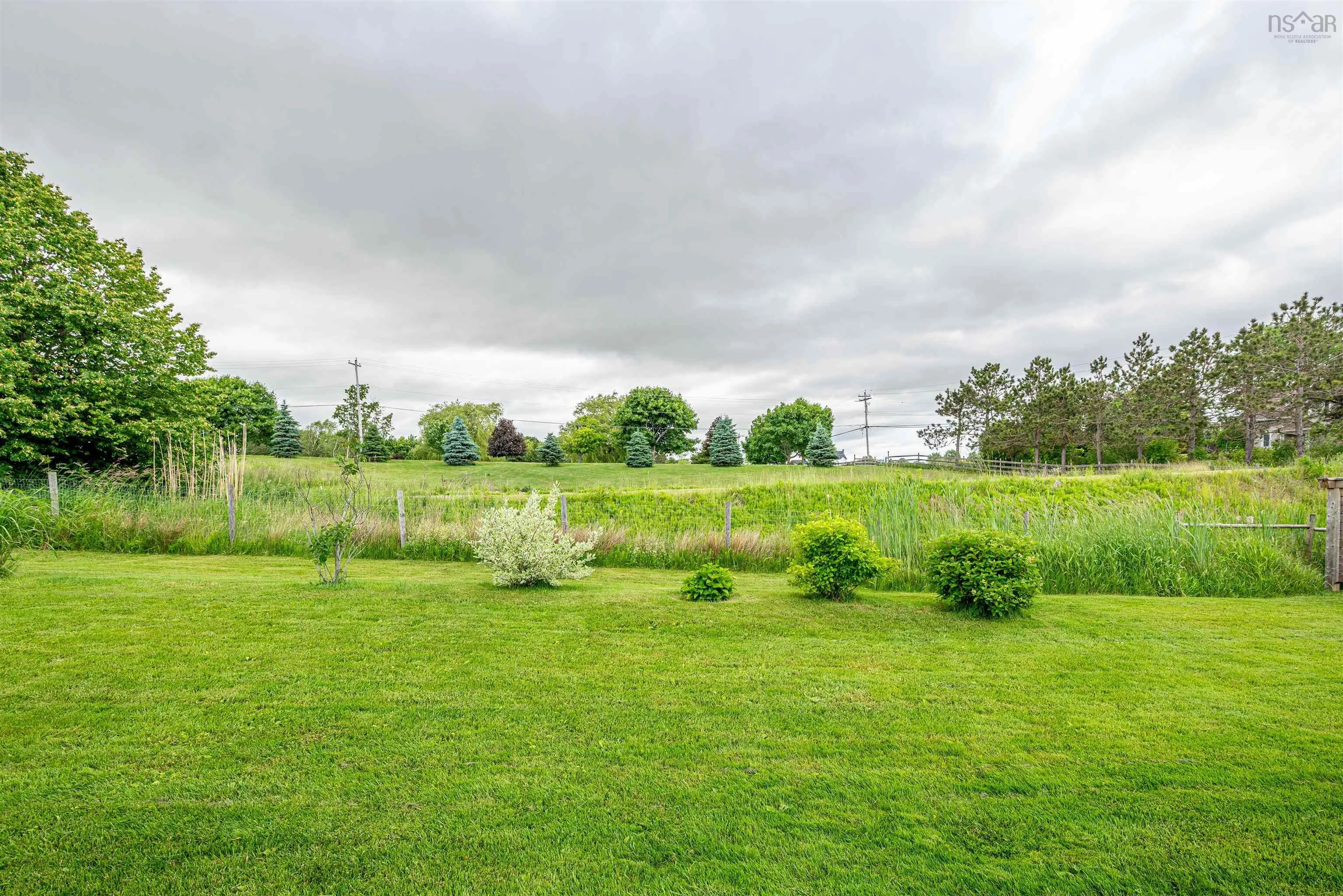 12 Steeple View Drive, Port Williams, NS B0P 1T0, 2 Bedrooms Bedrooms, ,2 BathroomsBathrooms,Residential,For Sale,Steeple View,202518101