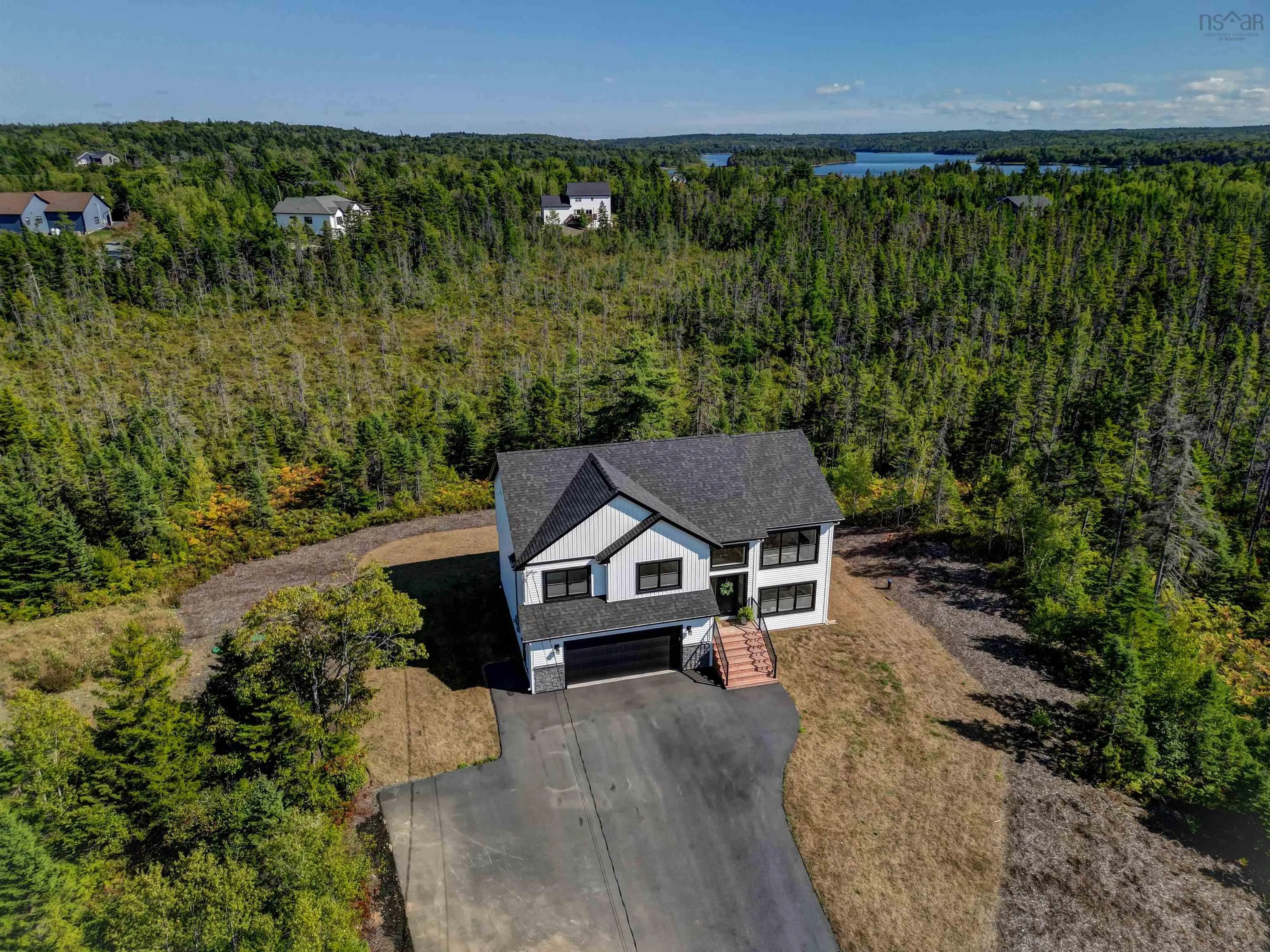 1301 Mccabe Lake Drive, Middle Sackville, NS B4E 0P5, 4 Bedrooms Bedrooms, ,3 BathroomsBathrooms,Residential,For Sale,Mccabe Lake,202522470