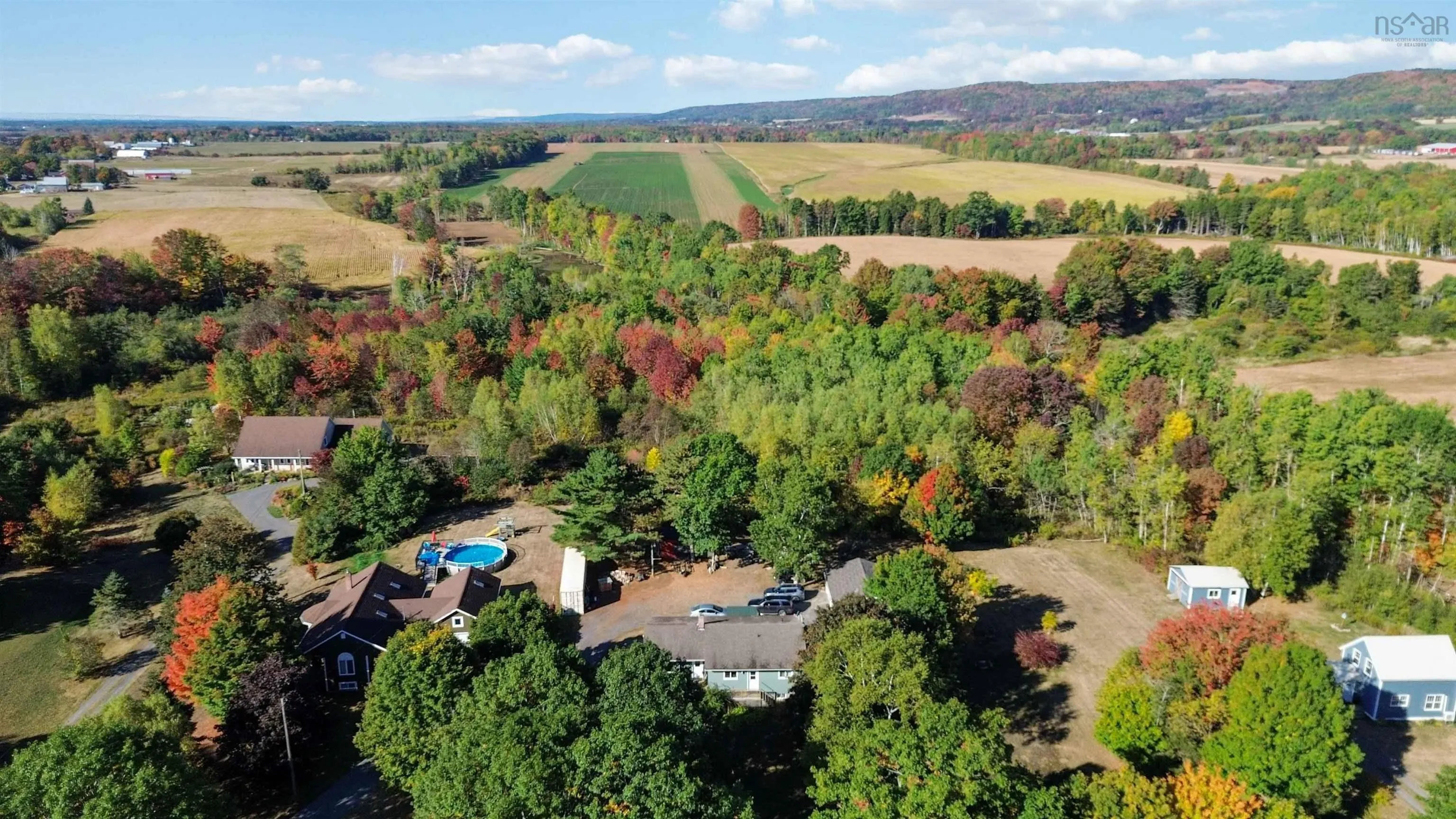 515 Highway 360, Somerset, NS B0P 1E0, 4 Bedrooms Bedrooms, ,2 BathroomsBathrooms,Residential,For Sale,Highway 360,202524789