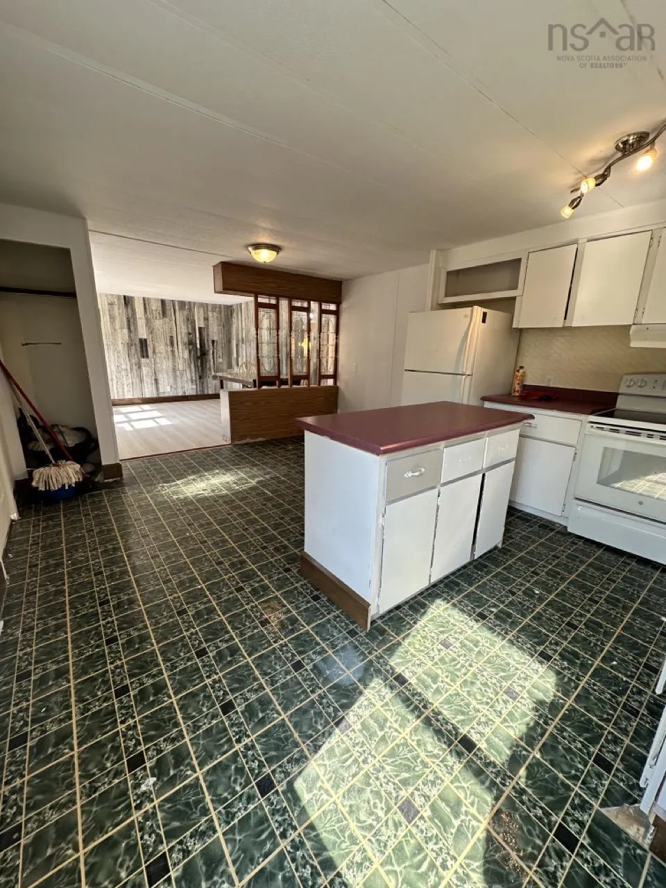 403 Les Collins Avenue, West Chezzetcook, NS B0J 2L0, 3 Bedrooms Bedrooms, ,1 BathroomBathrooms,Residential,For Sale,Les Collins,202519290