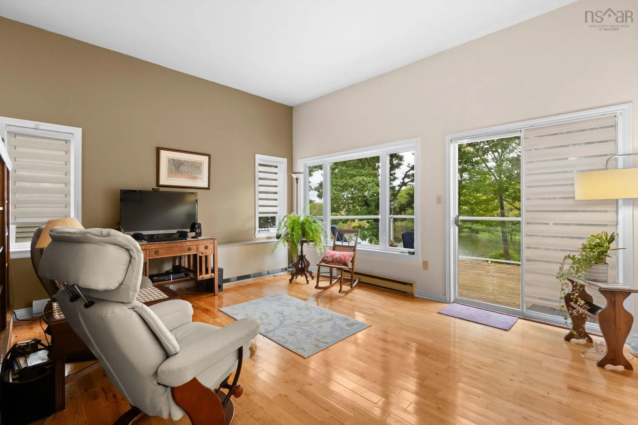 17b Lakeview Point Road, Dartmouth, NS B2Y 3H3, 3 Bedrooms Bedrooms, ,3 BathroomsBathrooms,Residential,For Sale,Lakeview Point,202524417