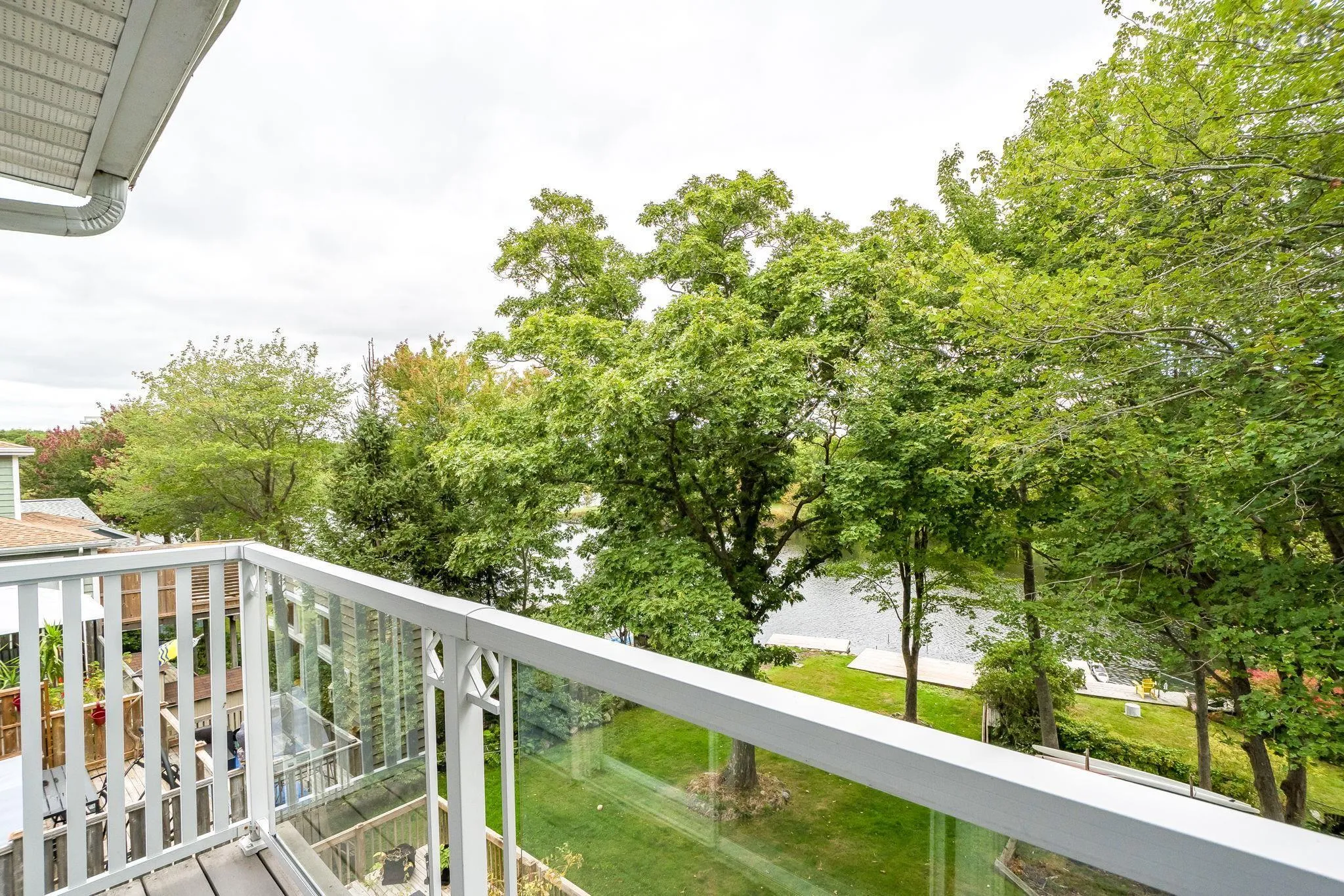 17b Lakeview Point Road, Dartmouth, NS B2Y 3H3, 3 Bedrooms Bedrooms, ,3 BathroomsBathrooms,Residential,For Sale,Lakeview Point,202524417