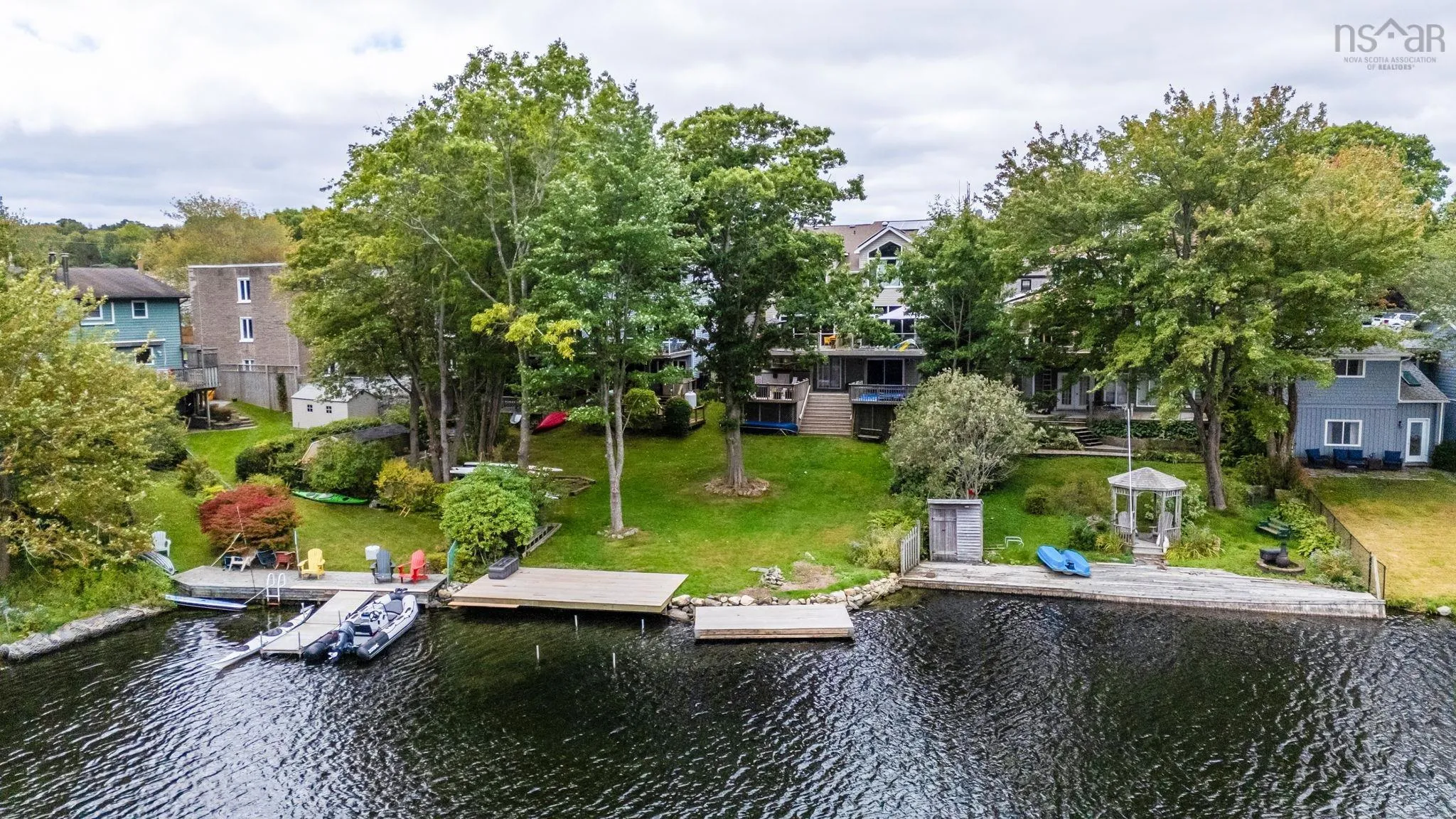 17b Lakeview Point Road, Dartmouth, NS B2Y 3H3, 3 Bedrooms Bedrooms, ,3 BathroomsBathrooms,Residential,For Sale,Lakeview Point,202524417