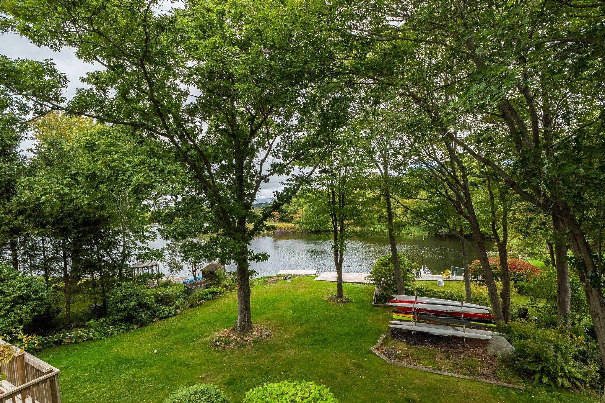 17b Lakeview Point Road, Dartmouth, NS B2Y 3H3, 3 Bedrooms Bedrooms, ,3 BathroomsBathrooms,Residential,For Sale,Lakeview Point,202524417