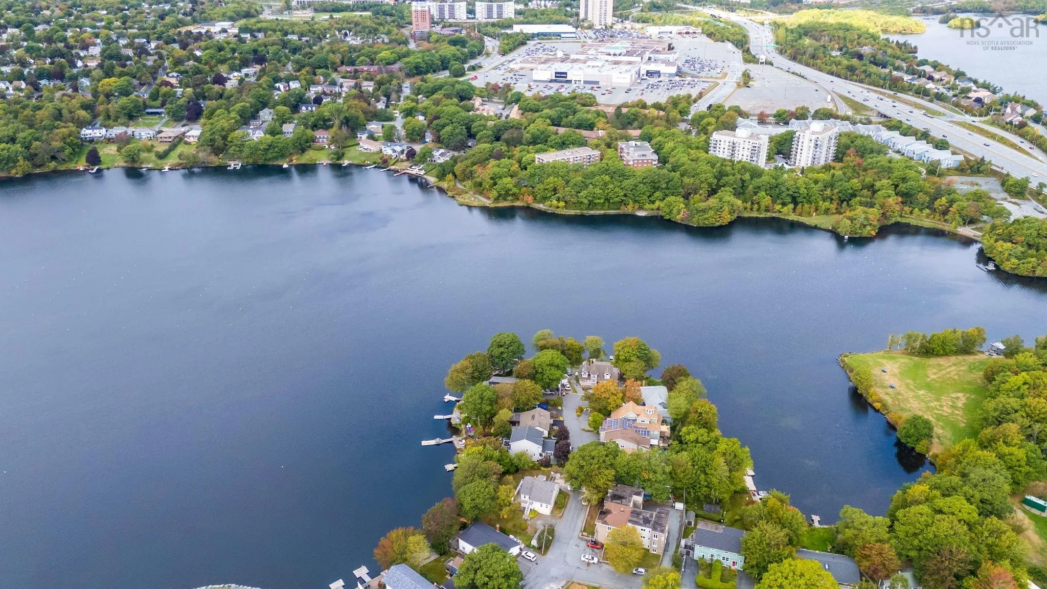 17b Lakeview Point Road, Dartmouth, NS B2Y 3H3, 3 Bedrooms Bedrooms, ,3 BathroomsBathrooms,Residential,For Sale,Lakeview Point,202524417