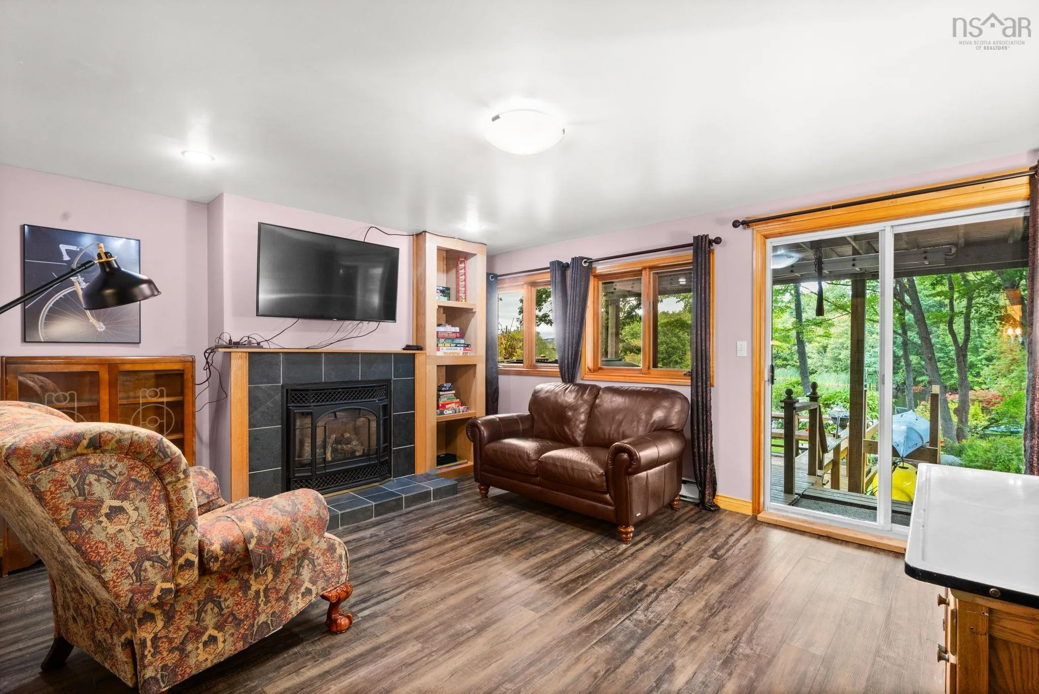 17b Lakeview Point Road, Dartmouth, NS B2Y 3H3, 3 Bedrooms Bedrooms, ,3 BathroomsBathrooms,Residential,For Sale,Lakeview Point,202524417