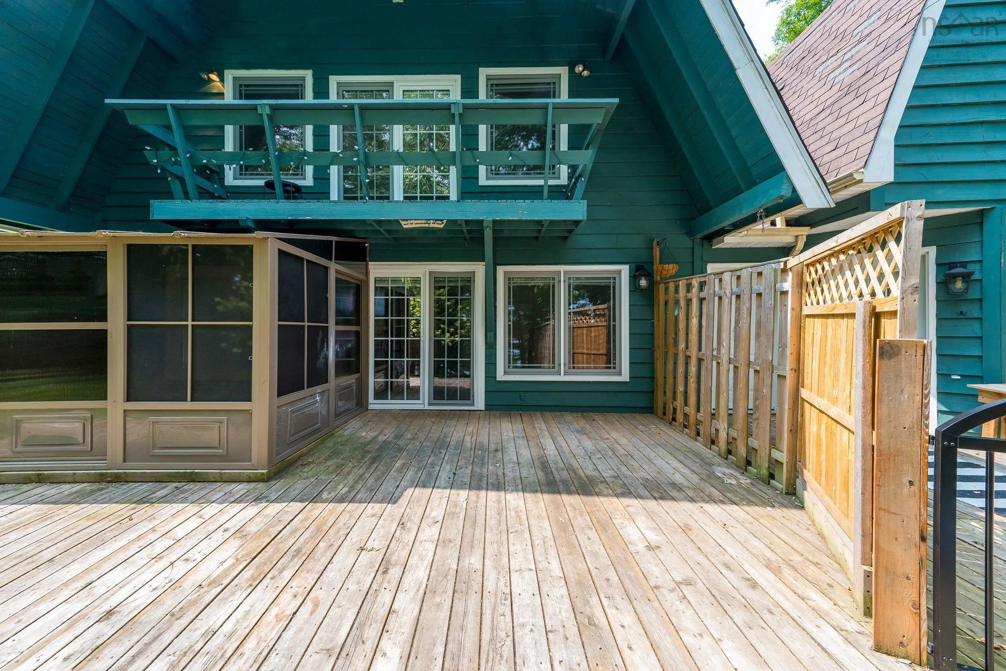 333/335 Kings Road, Wellington, NS B2T 1A2, 5 Bedrooms Bedrooms, ,3 BathroomsBathrooms,Residential,For Sale,Kings,202516599