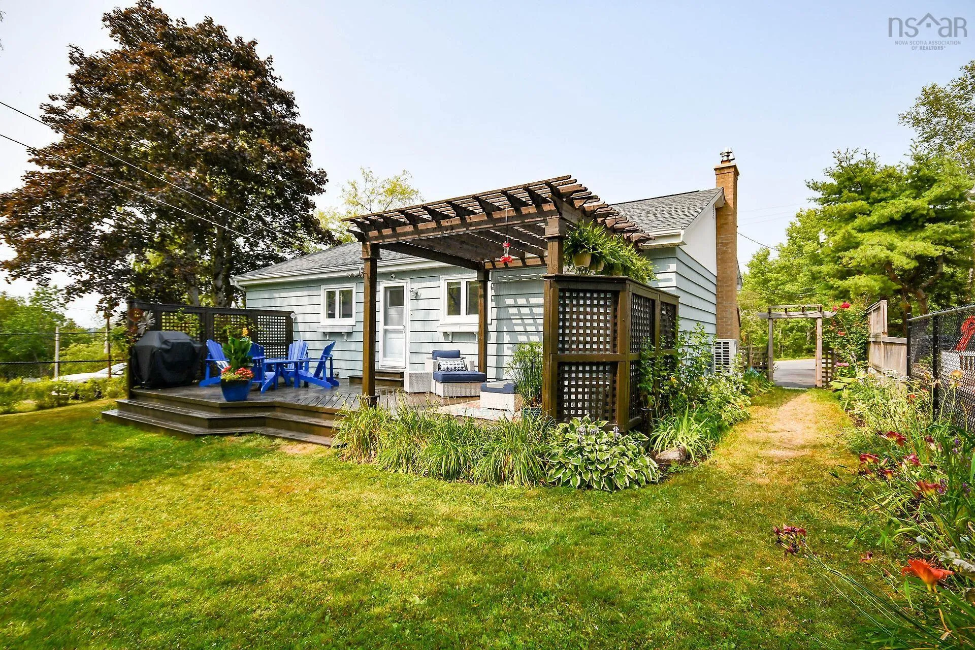 27 Dartmoor Crescent, Bedford, NS B4A 2K6, 4 Bedrooms Bedrooms, ,2 BathroomsBathrooms,Residential,For Sale,Dartmoor,202520251
