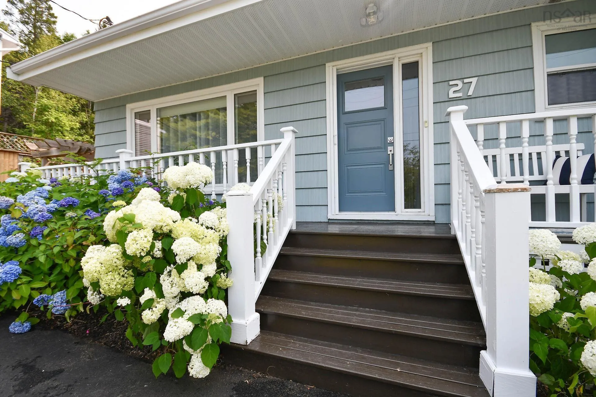 27 Dartmoor Crescent, Bedford, NS B4A 2K6, 4 Bedrooms Bedrooms, ,2 BathroomsBathrooms,Residential,For Sale,Dartmoor,202520251