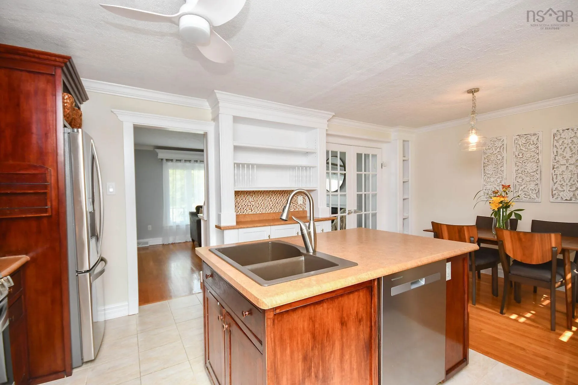 27 Dartmoor Crescent, Bedford, NS B4A 2K6, 4 Bedrooms Bedrooms, ,2 BathroomsBathrooms,Residential,For Sale,Dartmoor,202520251
