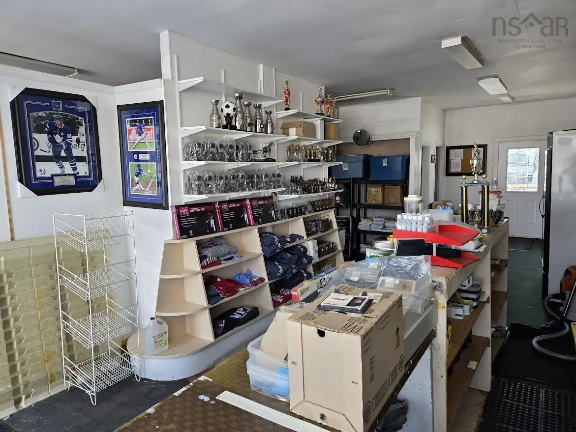 240 Cottage Road, Sydney Ns B1p 2e9, ,Commercial Sale,For Sale,Cottage,202501539