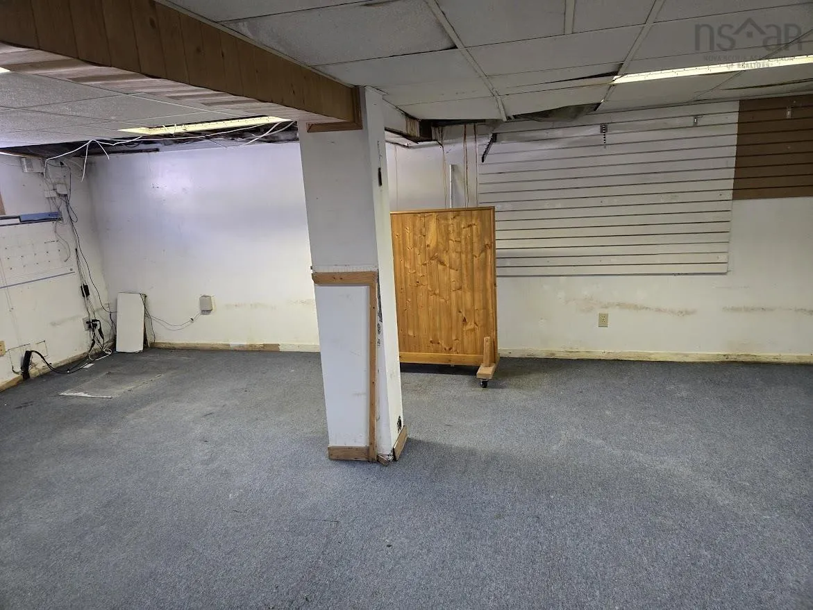 240 Cottage Road, Sydney Ns B1p 2e9, ,Commercial Sale,For Sale,Cottage,202501539