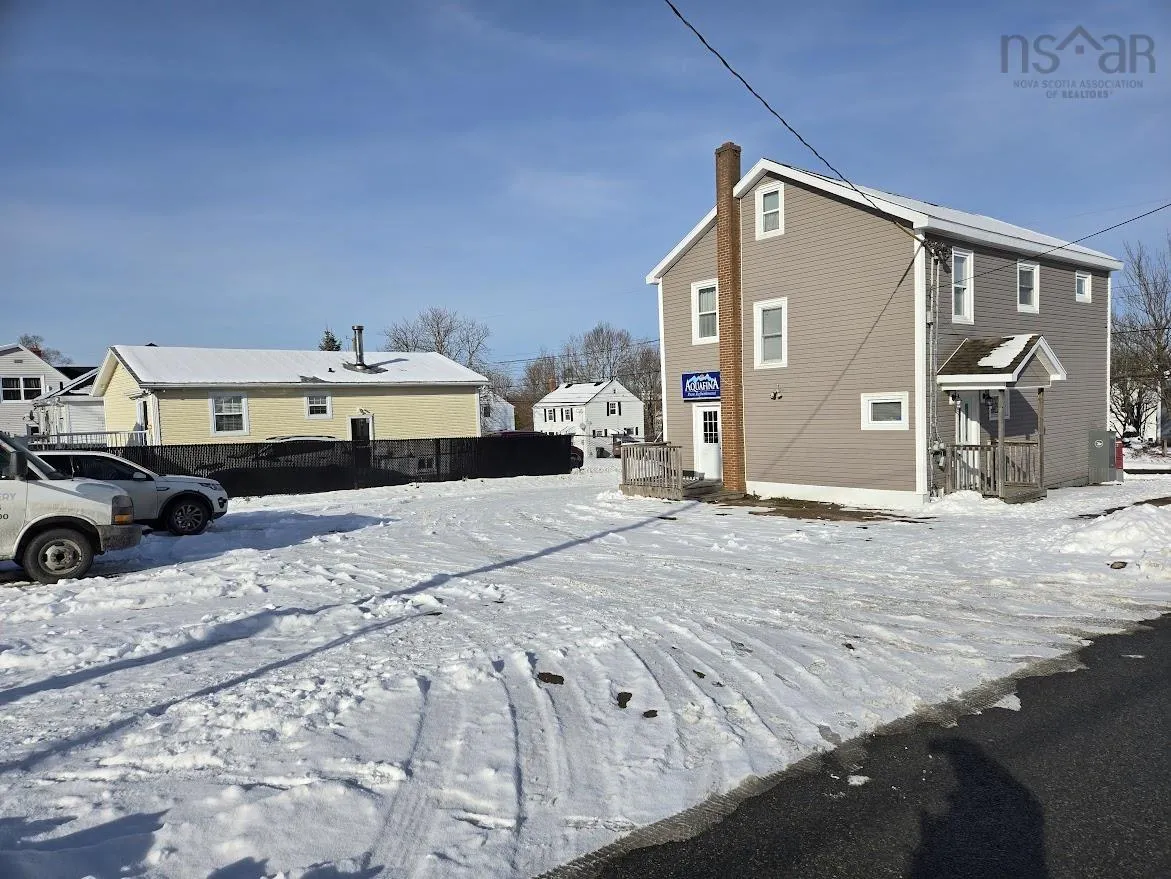 240 Cottage Road, Sydney Ns B1p 2e9, ,Commercial Sale,For Sale,Cottage,202501539