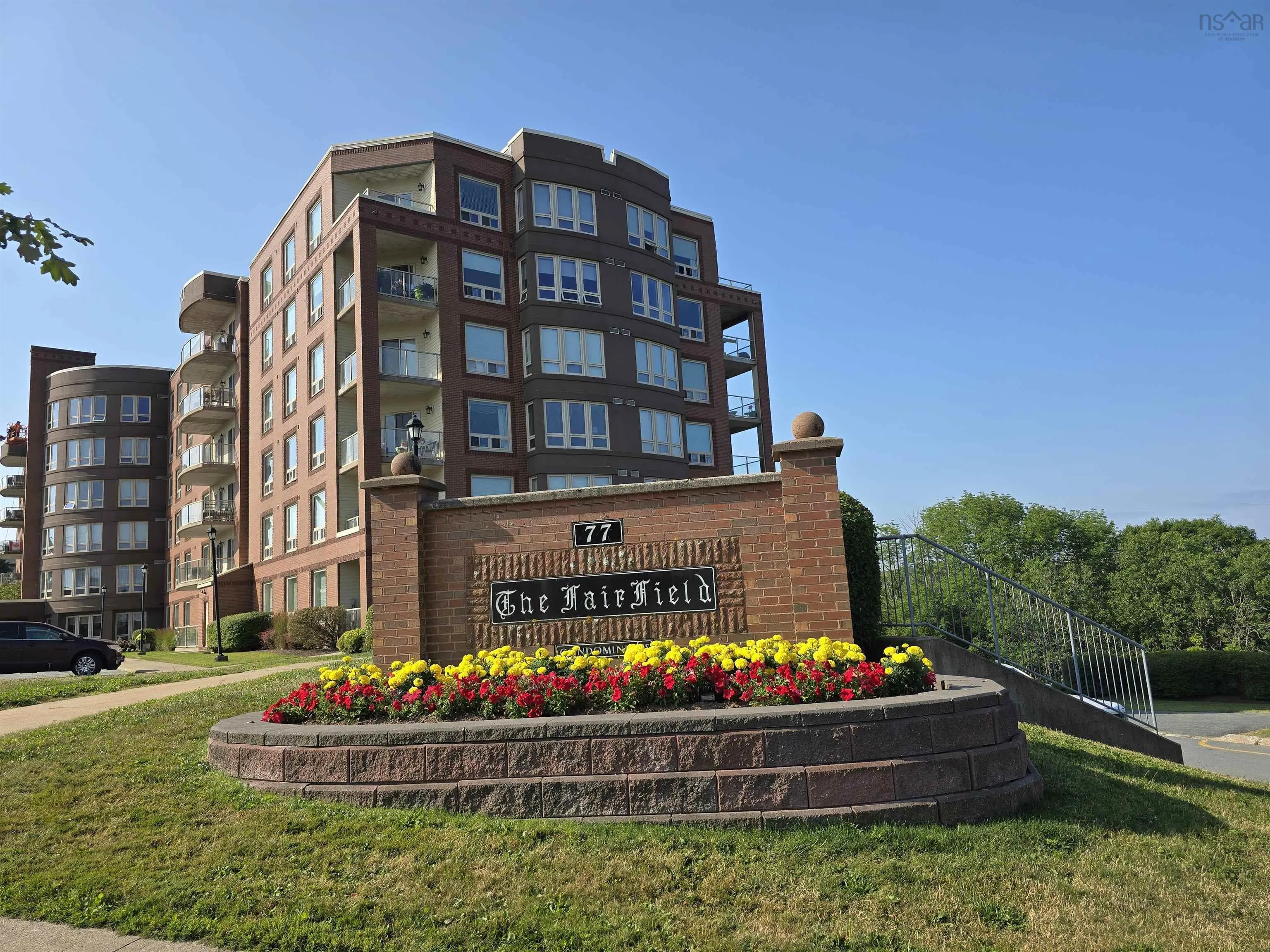 607-77 Russell Lake Drive, Dartmouth, NS B2W 6R8, 2 Bedrooms Bedrooms, ,2 BathroomsBathrooms,Residential,For Sale,Russell Lake,202520433