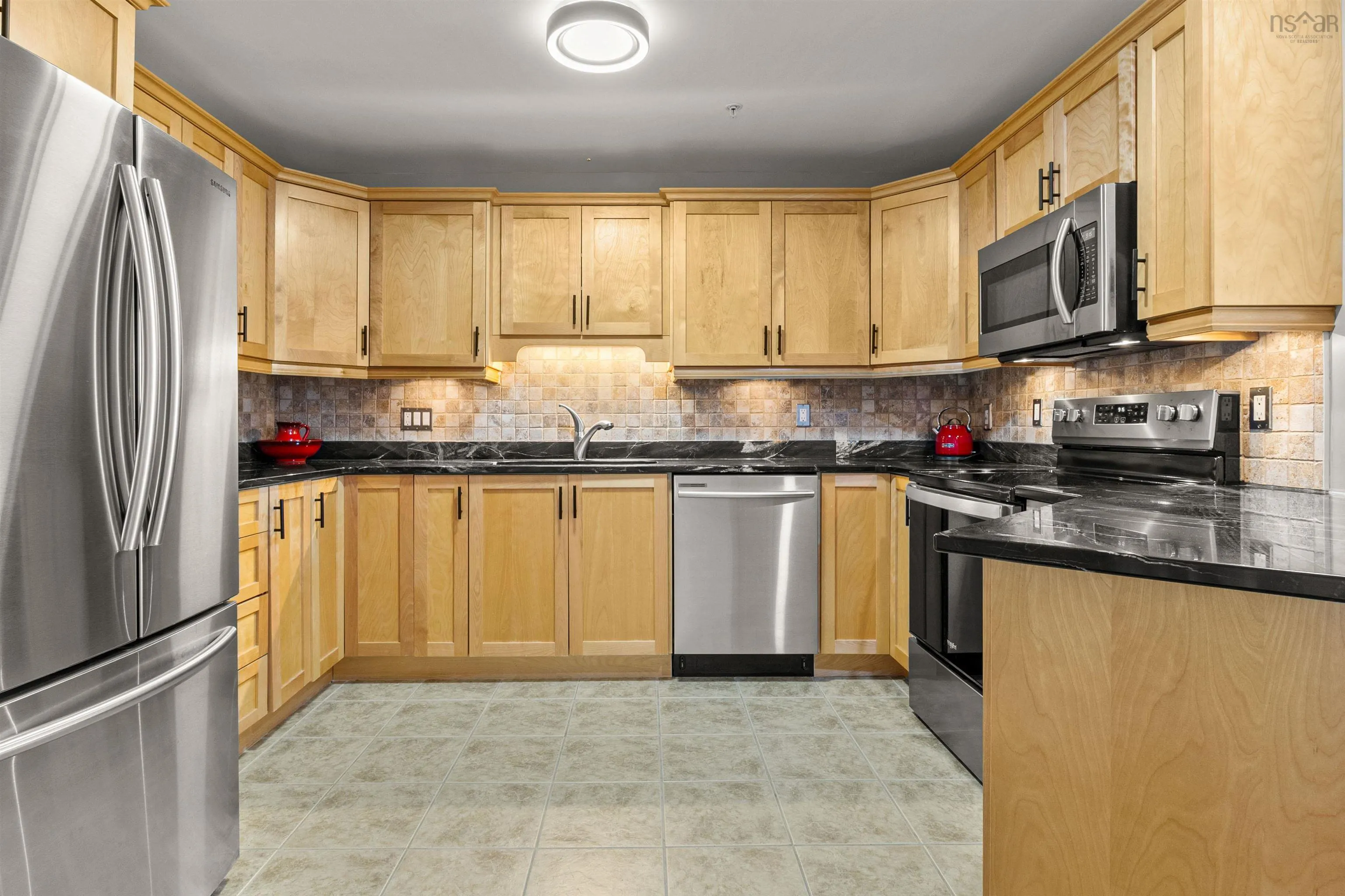 607-77 Russell Lake Drive, Dartmouth, NS B2W 6R8, 2 Bedrooms Bedrooms, ,2 BathroomsBathrooms,Residential,For Sale,Russell Lake,202520433