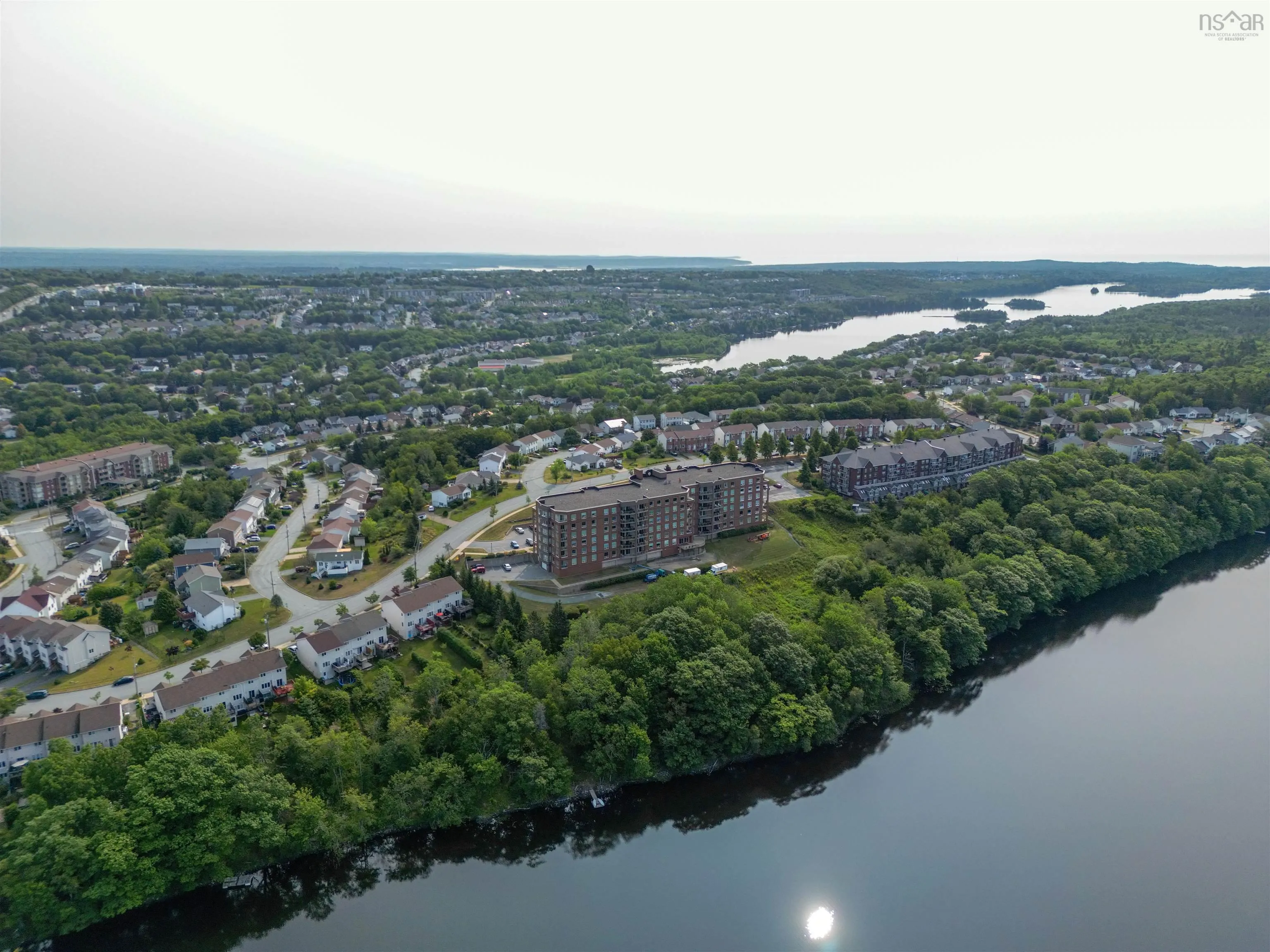 607-77 Russell Lake Drive, Dartmouth, NS B2W 6R8, 2 Bedrooms Bedrooms, ,2 BathroomsBathrooms,Residential,For Sale,Russell Lake,202520433