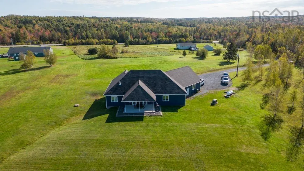 44 Holmes Lane, Hamilton Road, NS B0K 2A0, 5 Bedrooms Bedrooms, ,3 BathroomsBathrooms,Residential,For Sale,Holmes,202519051