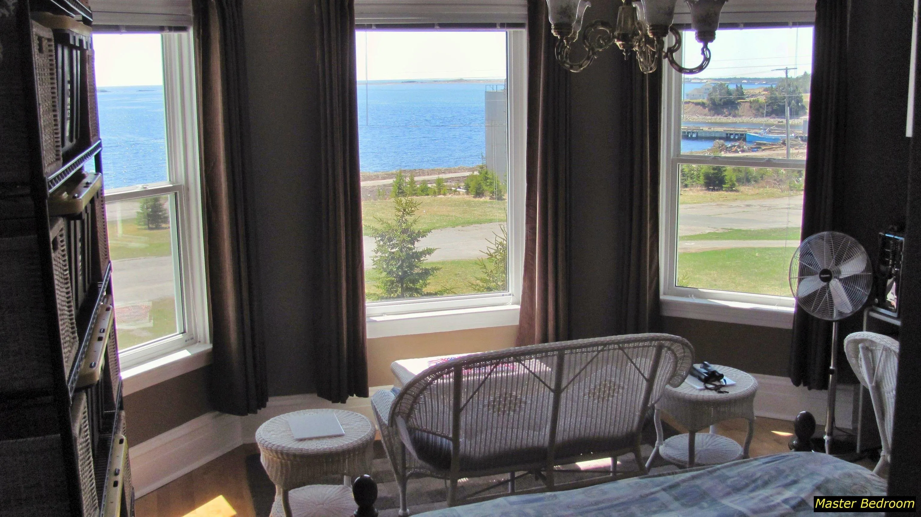 10 Strathcona Street, Louisbourg, NS B1C 1M2, 5 Bedrooms Bedrooms, ,2 BathroomsBathrooms,Residential,For Sale,Strathcona,202520572
