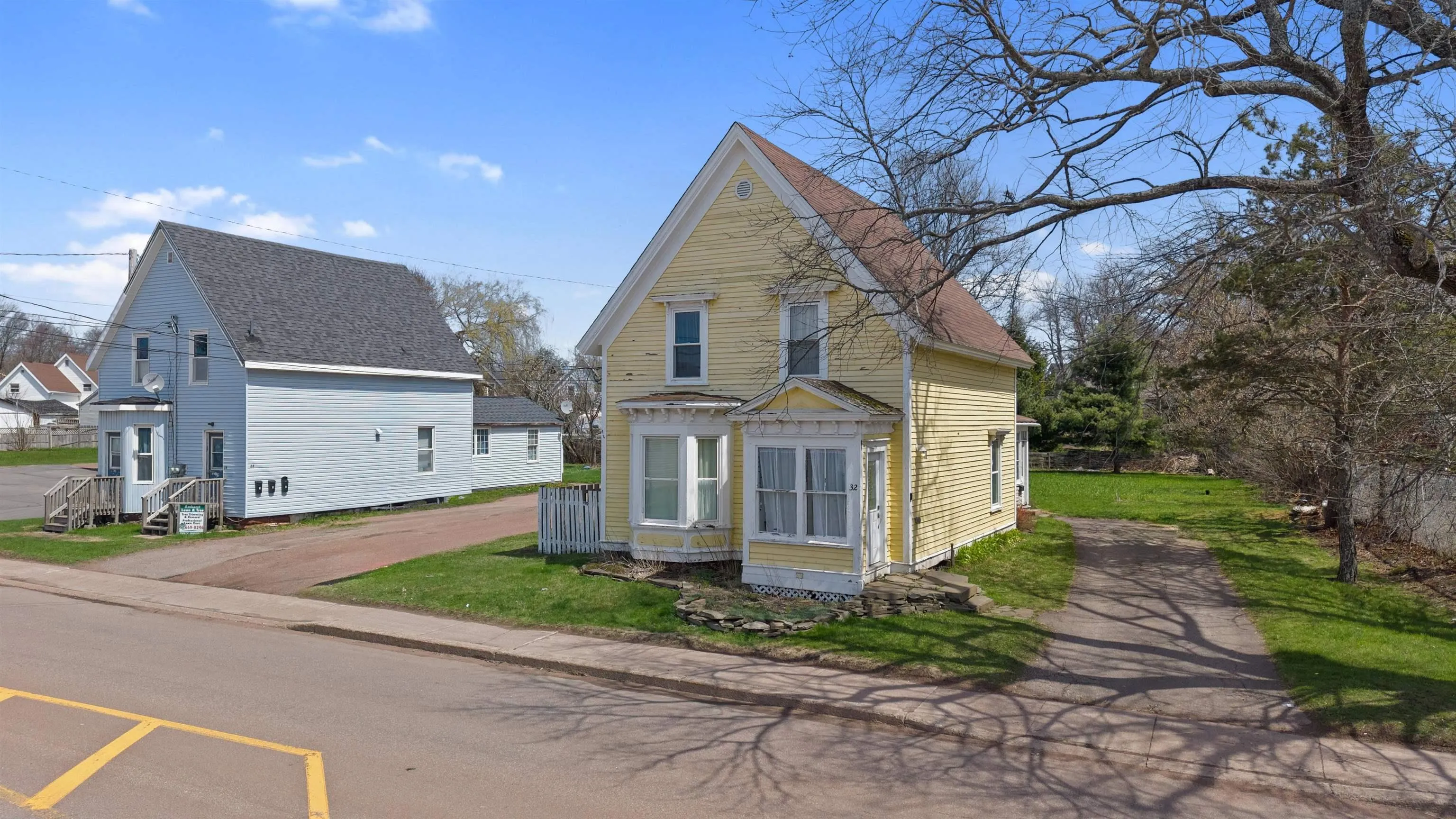 32 Albion Street, Amherst Ns B4h 2v5, 2 Bedrooms Bedrooms, ,2 BathroomsBathrooms,Residential,For Sale,Albion,202510304