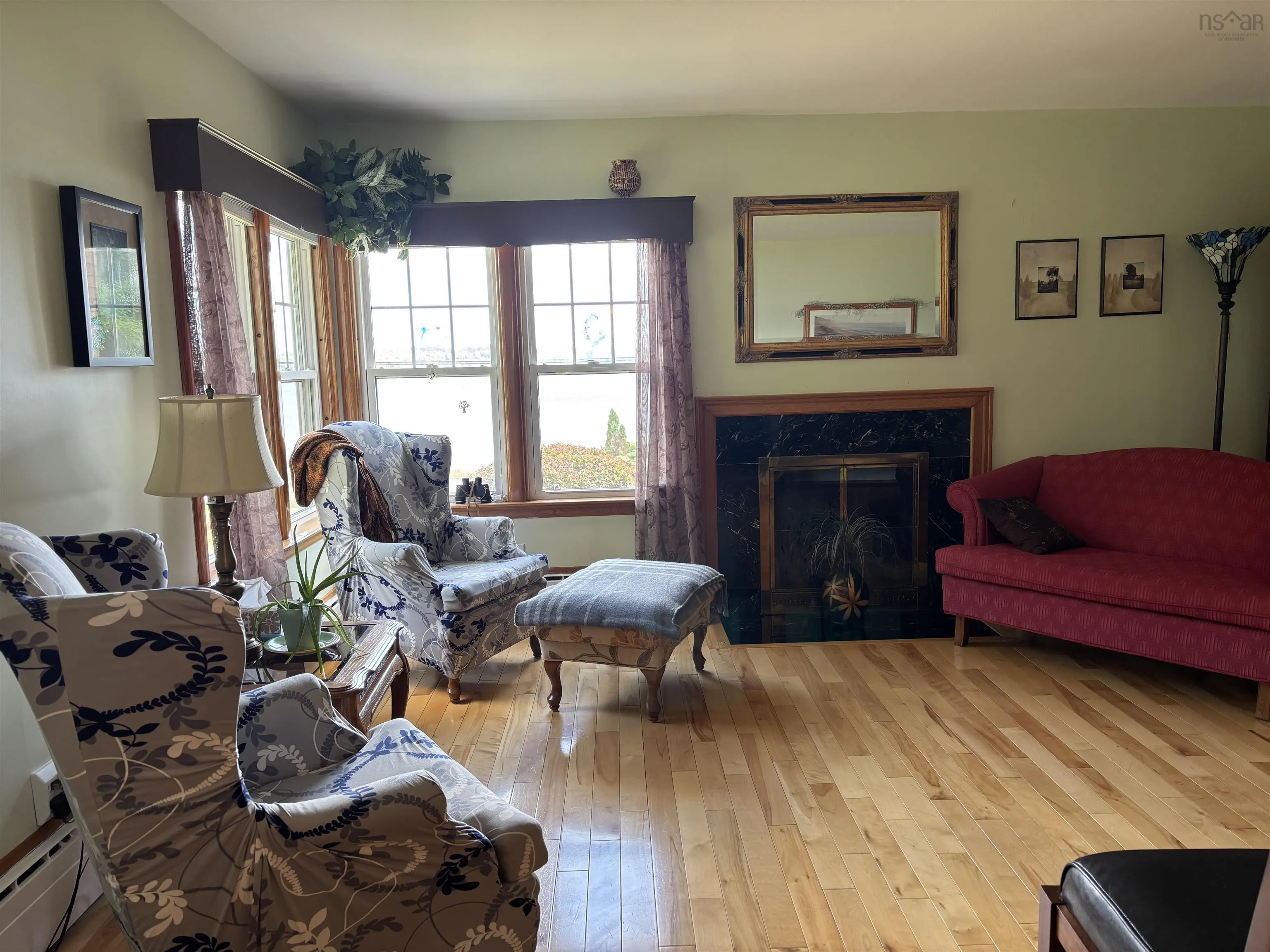 268 Seaview Drive, Upper North Sydney, NS B2A 3N4, 3 Bedrooms Bedrooms, ,2 BathroomsBathrooms,Residential,For Sale,Seaview Drive,202518401