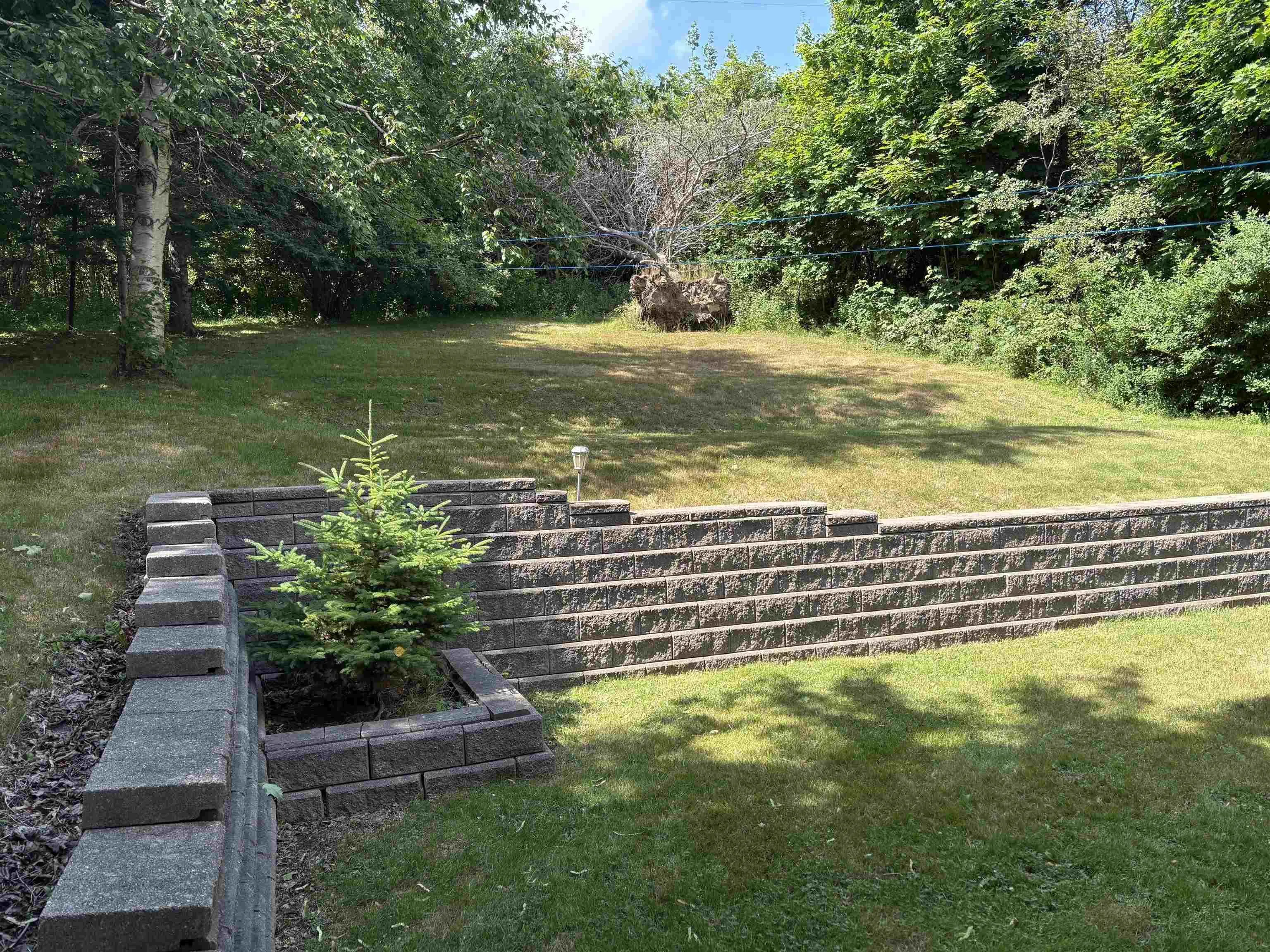 268 Seaview Drive, Upper North Sydney, NS B2A 3N4, 3 Bedrooms Bedrooms, ,2 BathroomsBathrooms,Residential,For Sale,Seaview Drive,202518401