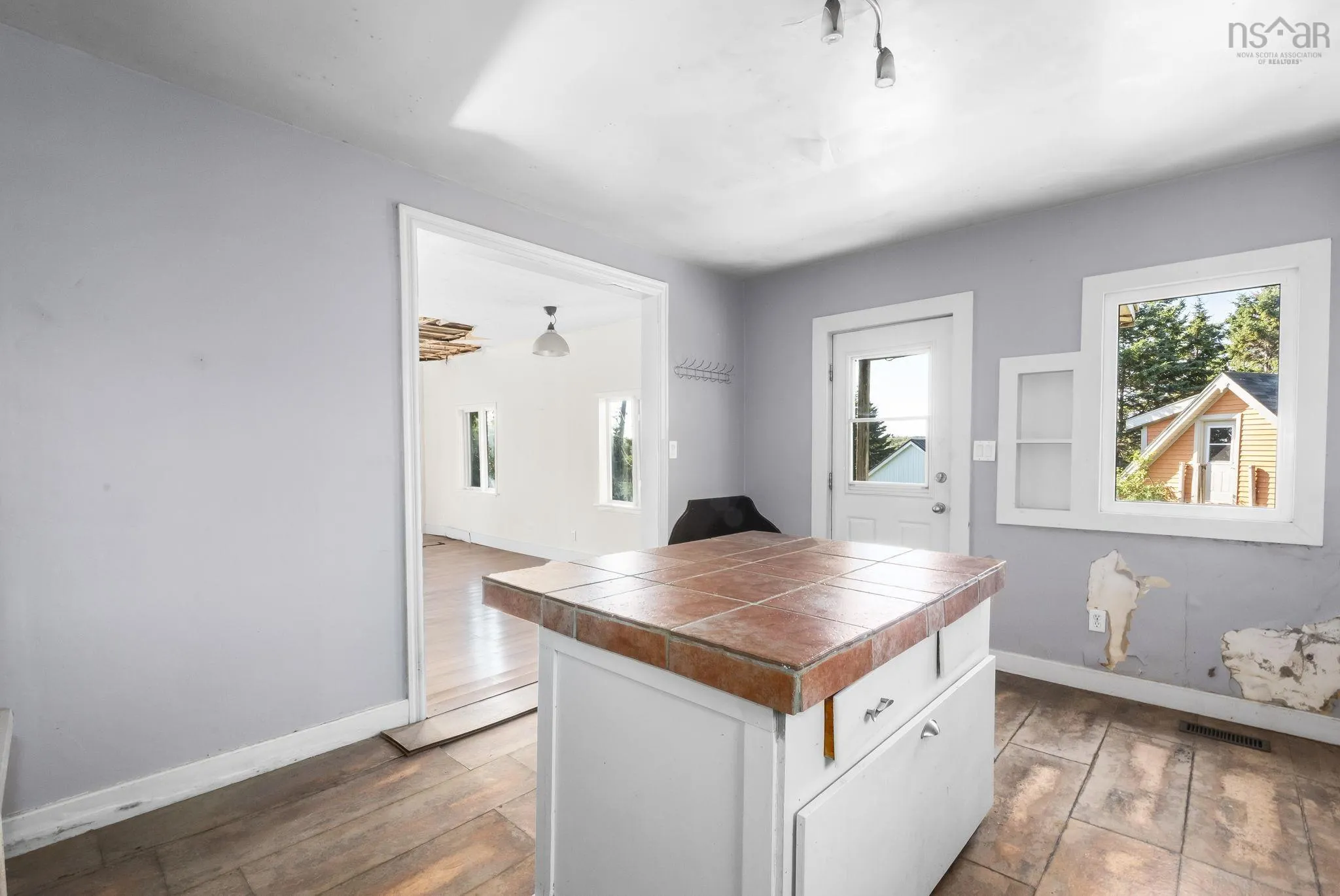12 South Point Road, Portuguese Cove, NS B3V 1K3, 3 Bedrooms Bedrooms, ,2 BathroomsBathrooms,Residential,For Sale,South Point,202520084