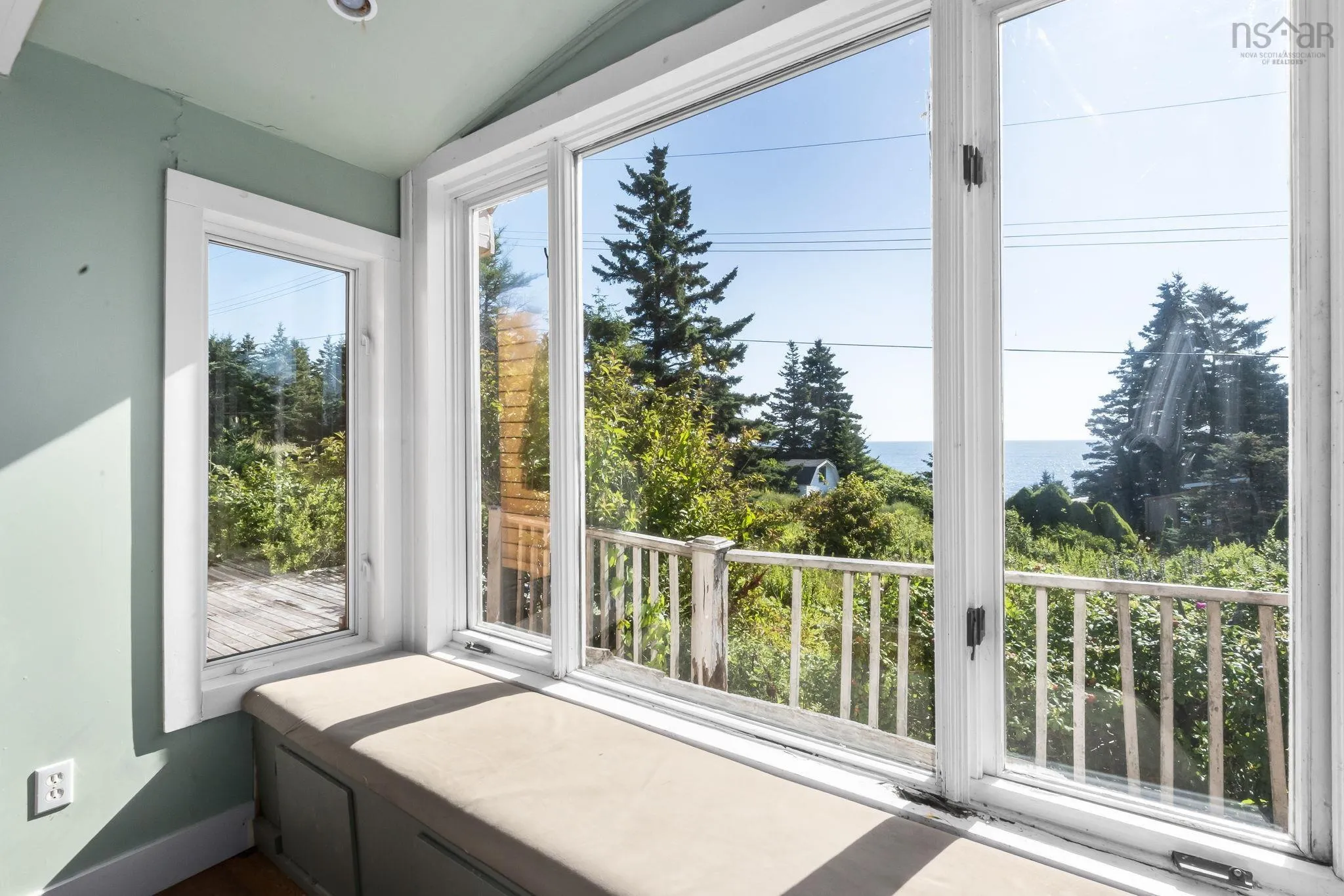 12 South Point Road, Portuguese Cove, NS B3V 1K3, 3 Bedrooms Bedrooms, ,2 BathroomsBathrooms,Residential,For Sale,South Point,202520084