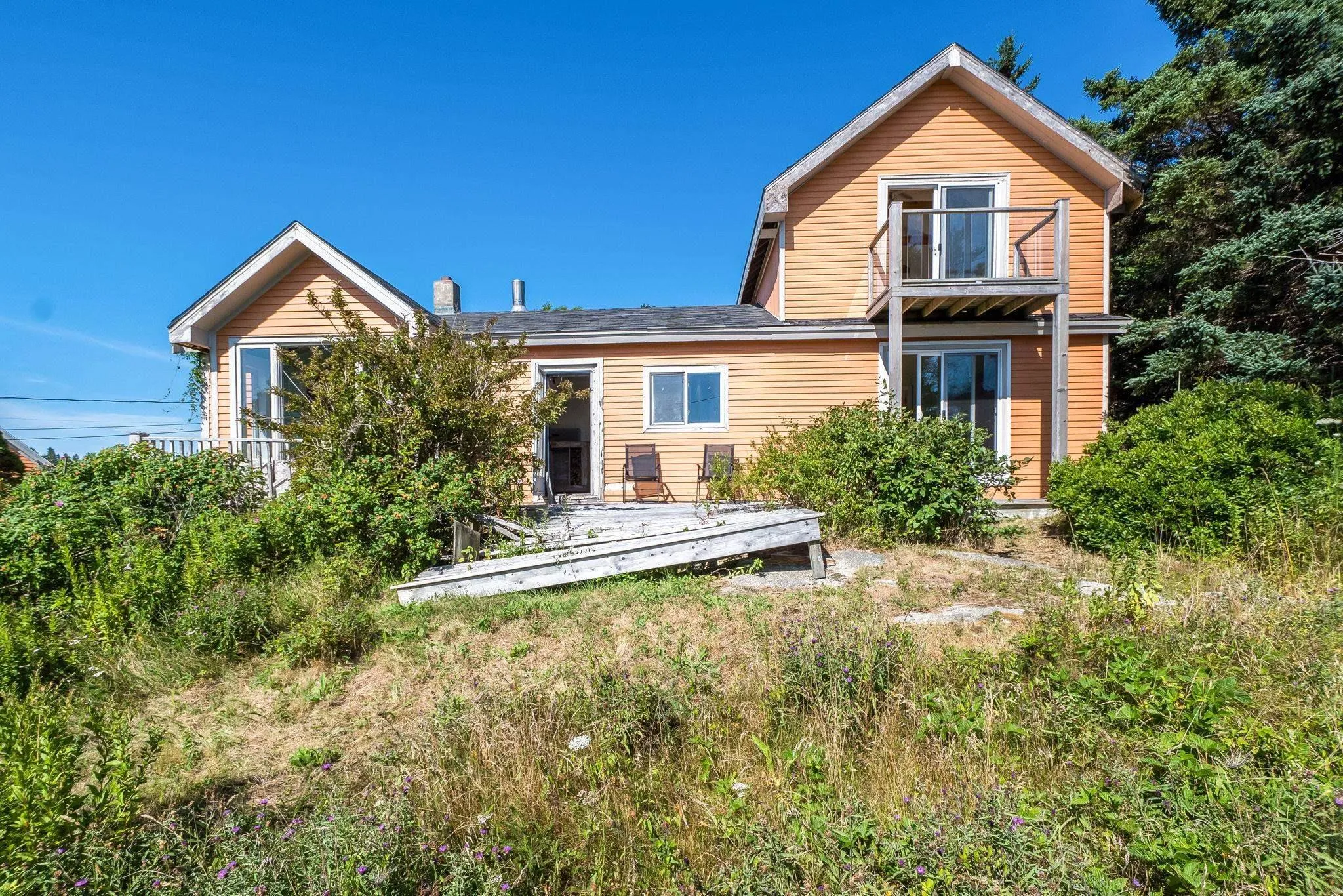 12 South Point Road, Portuguese Cove, NS B3V 1K3, 3 Bedrooms Bedrooms, ,2 BathroomsBathrooms,Residential,For Sale,South Point,202520084