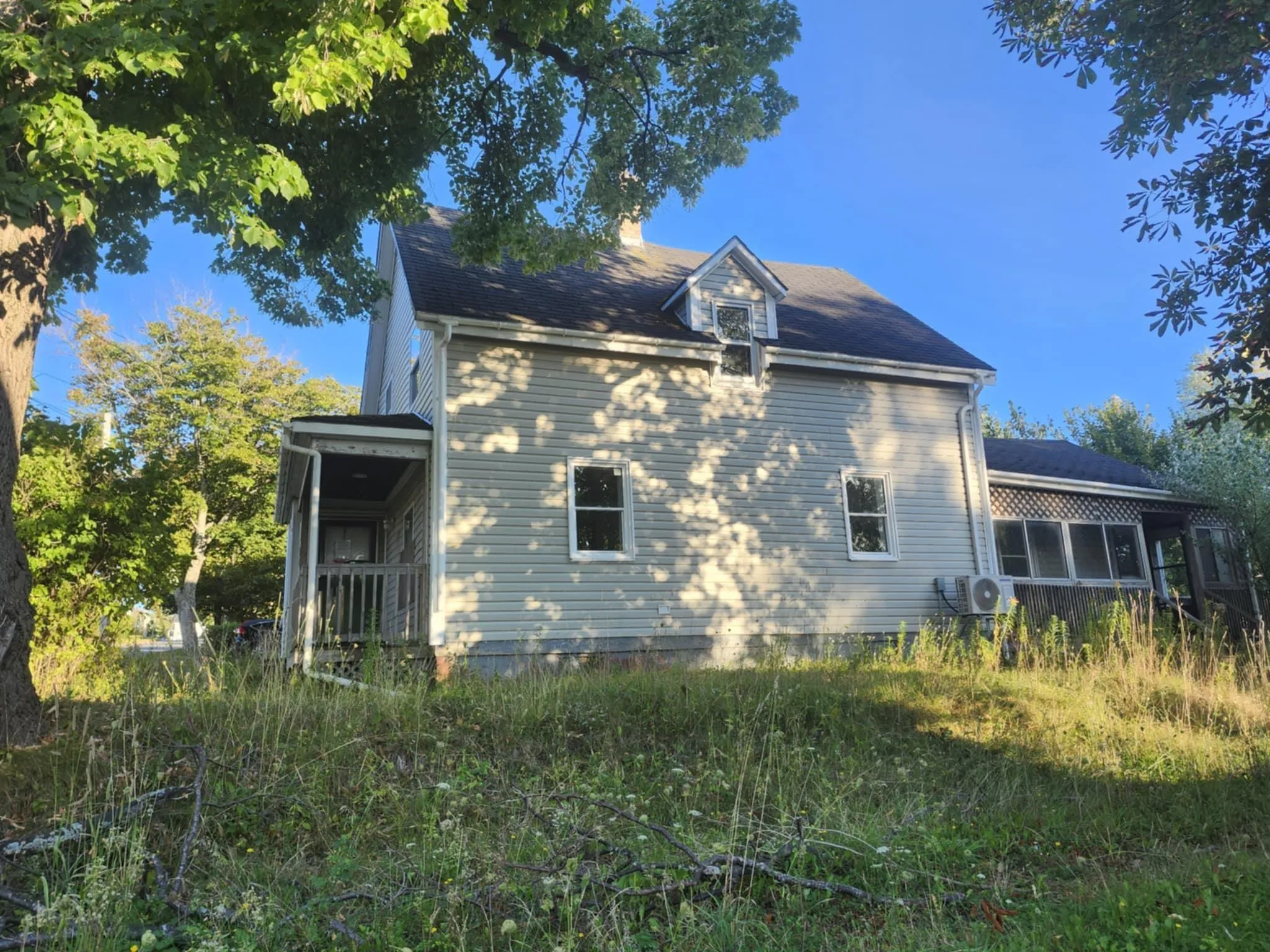 14 Chestnut Street, Trenton, NS B0K 1X0, 4 Bedrooms Bedrooms, ,2 BathroomsBathrooms,Residential,For Sale,Chestnut,202523458